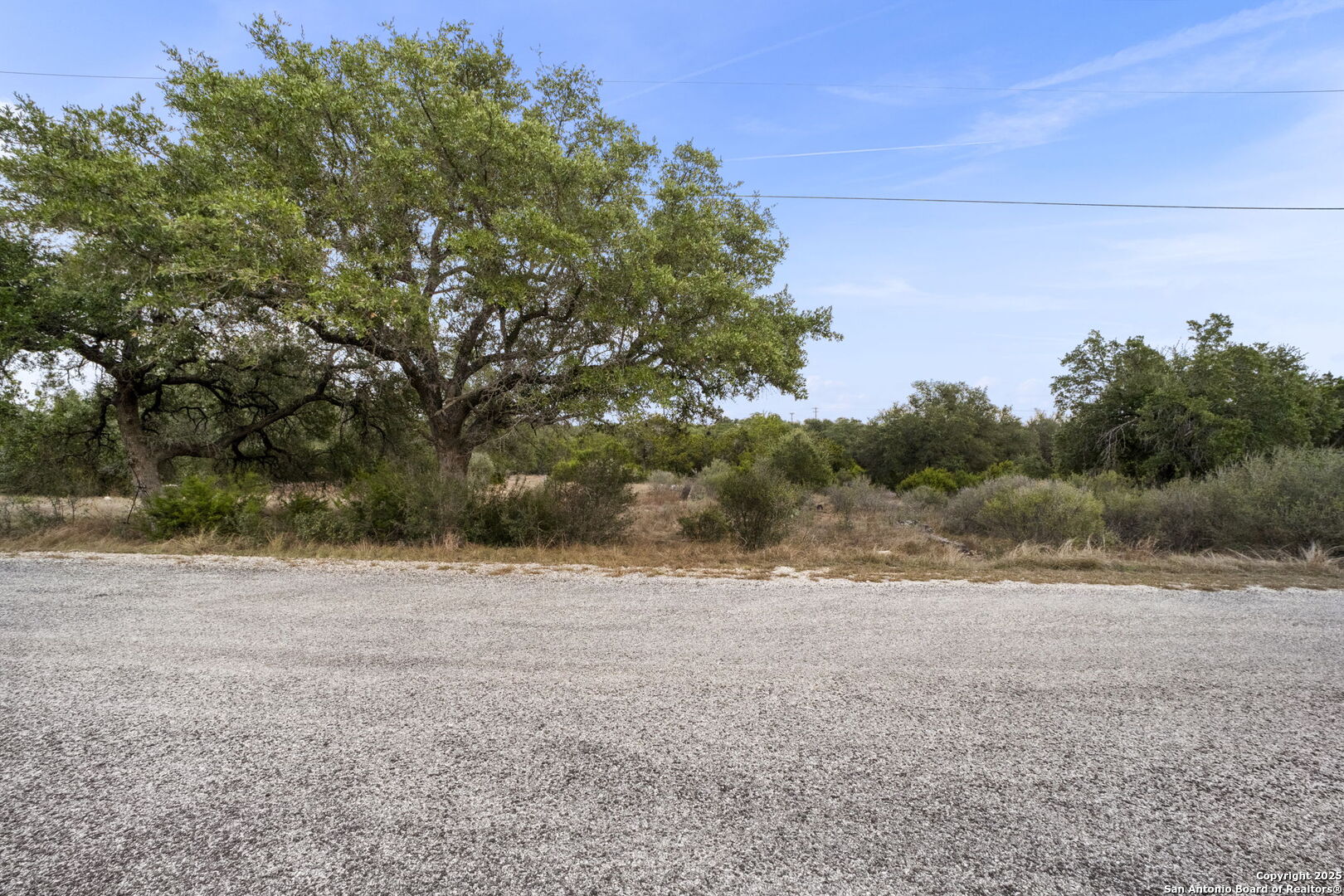 137 Red Tail CV, , 78070 — photo 1