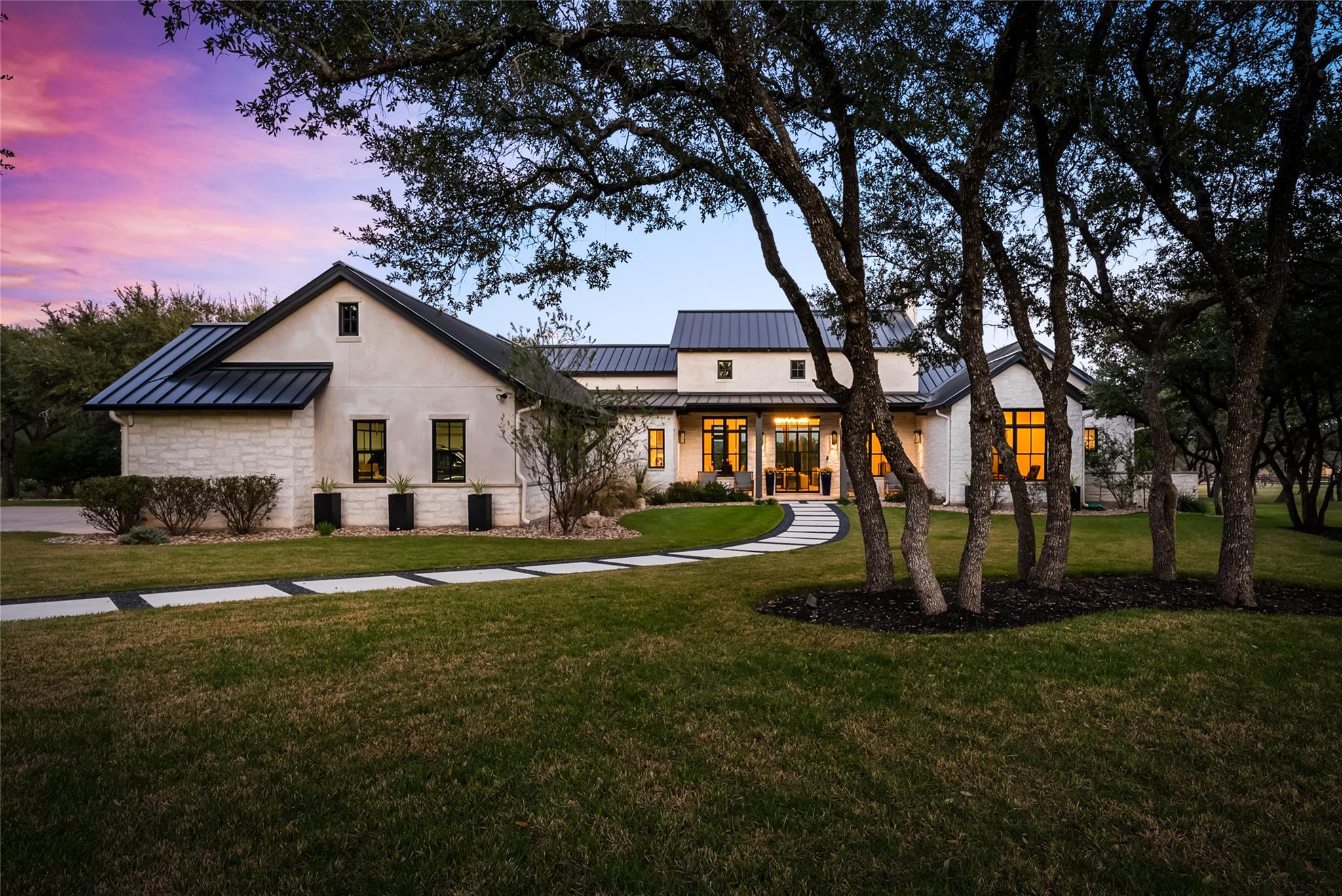 945 Rivercliff, Spicewood, TX 78669 — photo 1