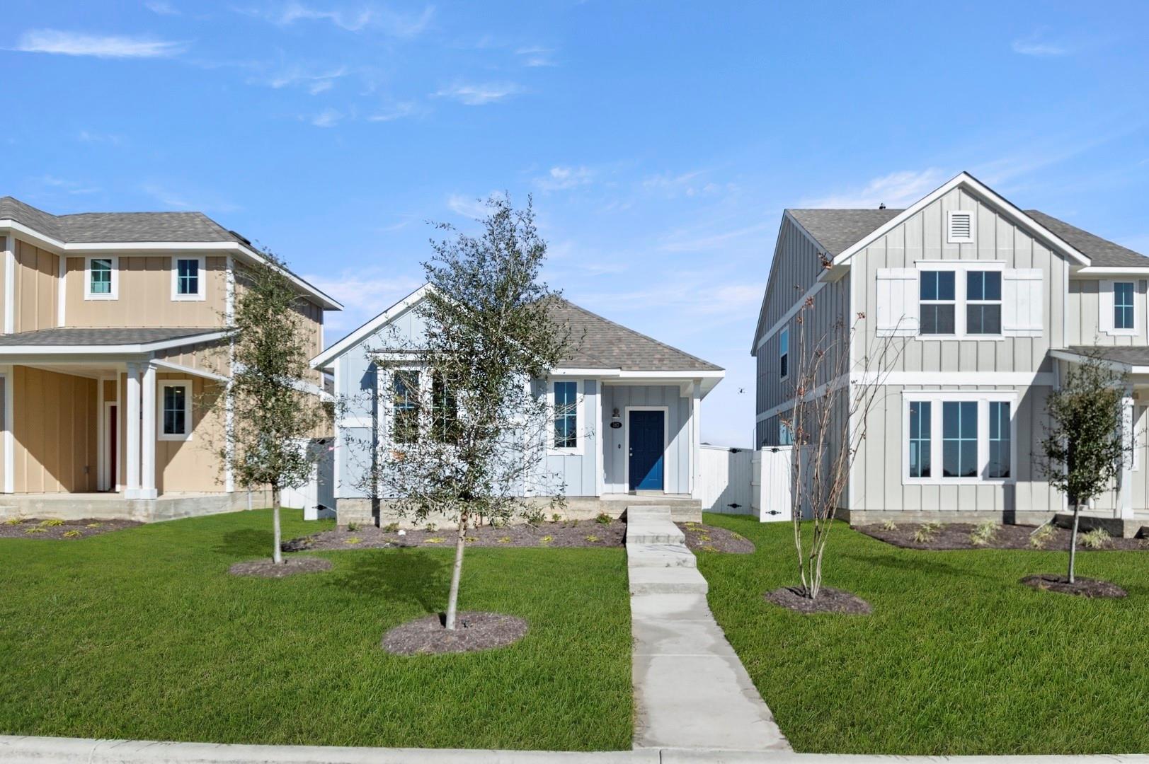 167 Daylily, Elgin, TX 78621 — photo 1