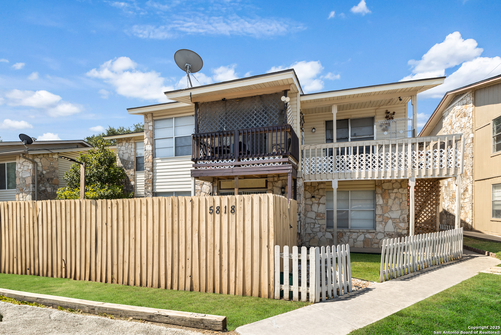 5818 Shadow Glen, San Antonio, TX 78240 — photo 1