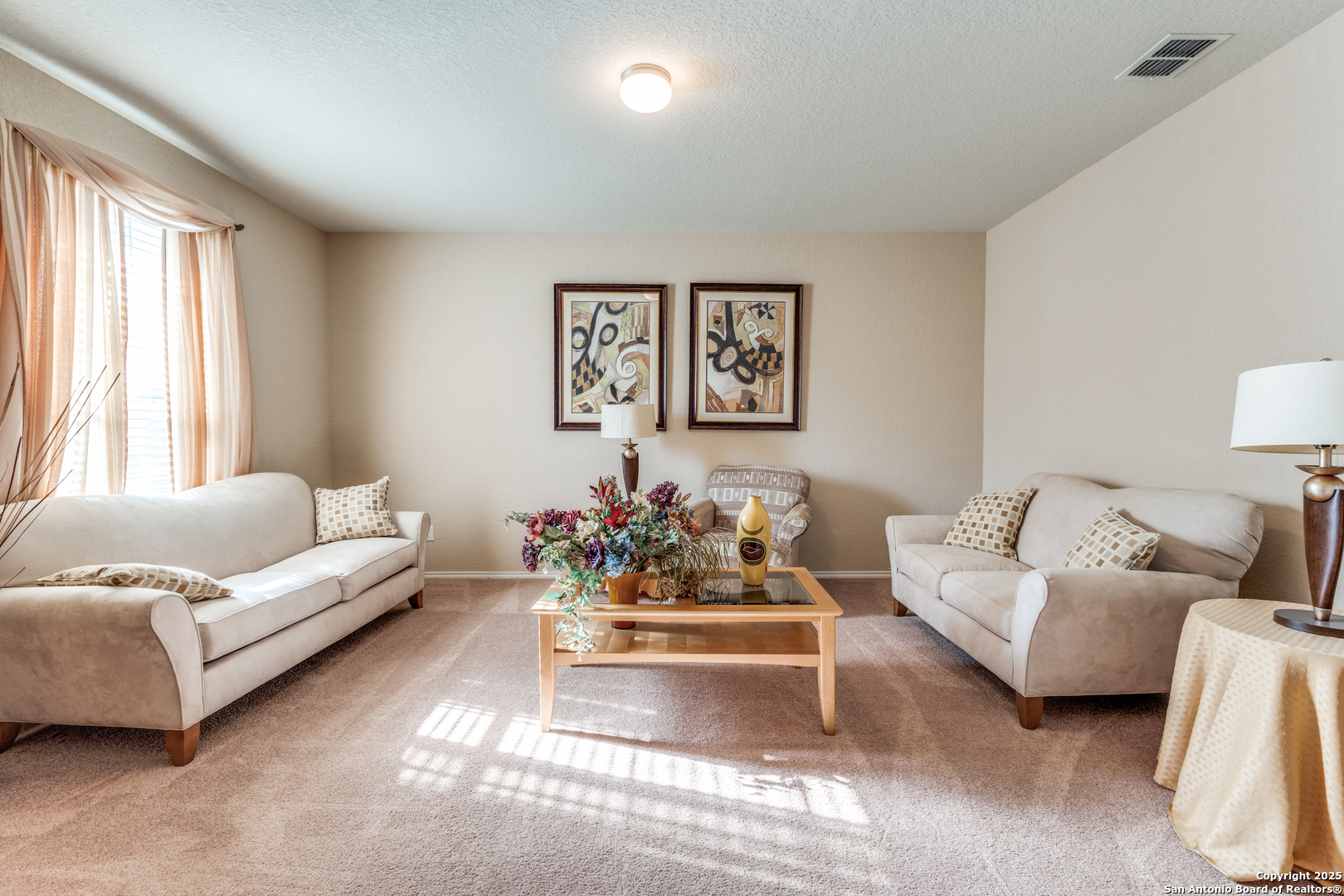 15923 Silver Rose, , 78154 — photo 1