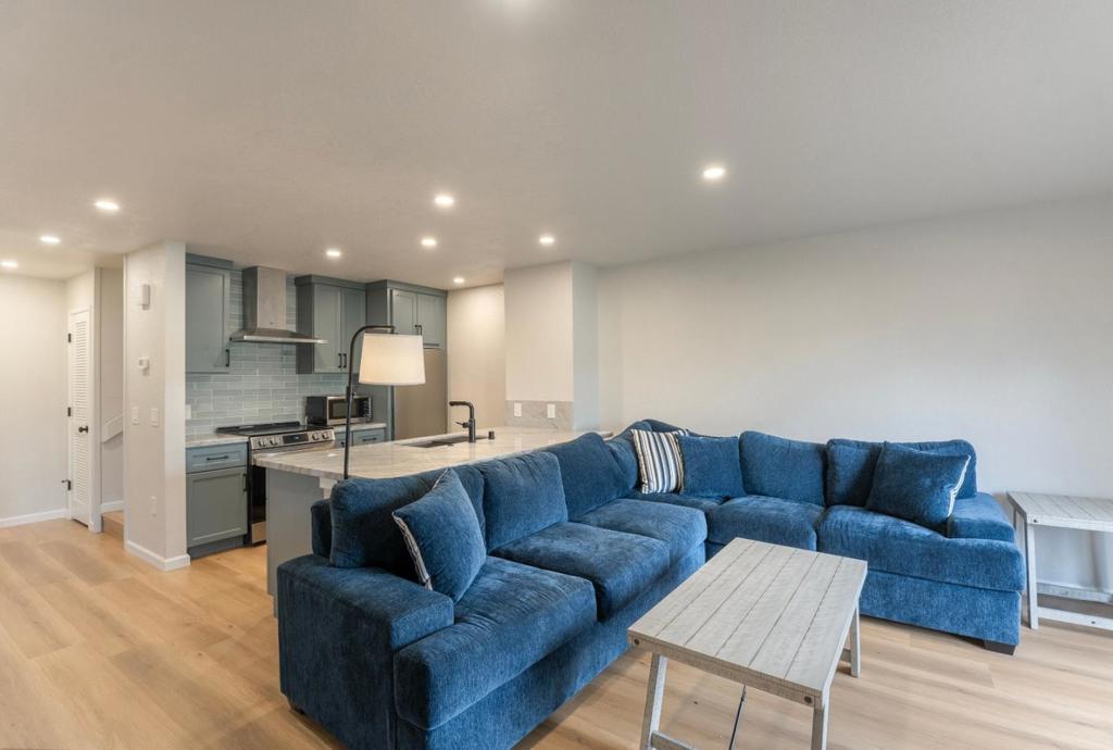 504 Ocean Avenue 2, Monterey, CA 93940 — photo 1