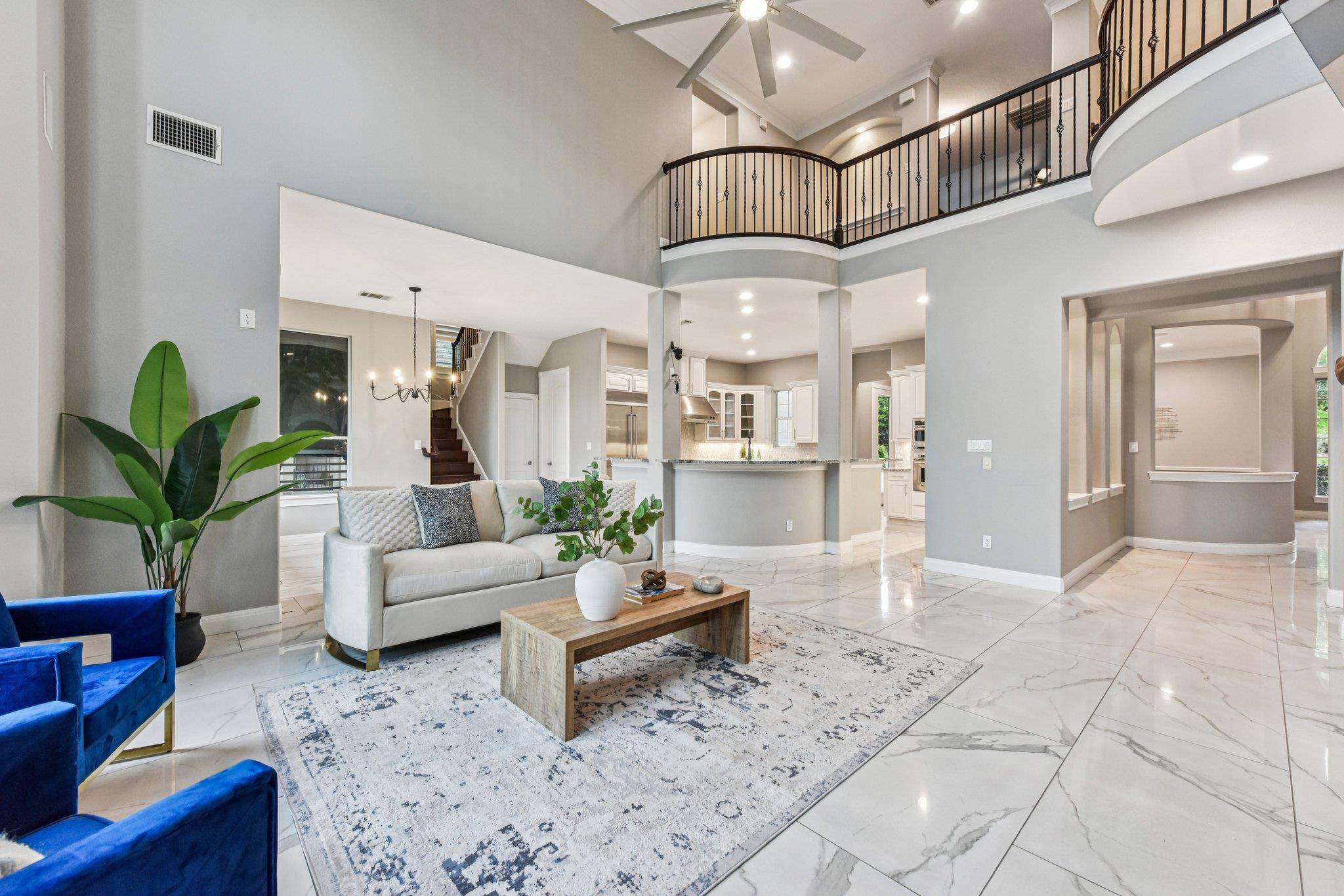 1809 Eagles Glen, Austin, TX 78732 — photo 1