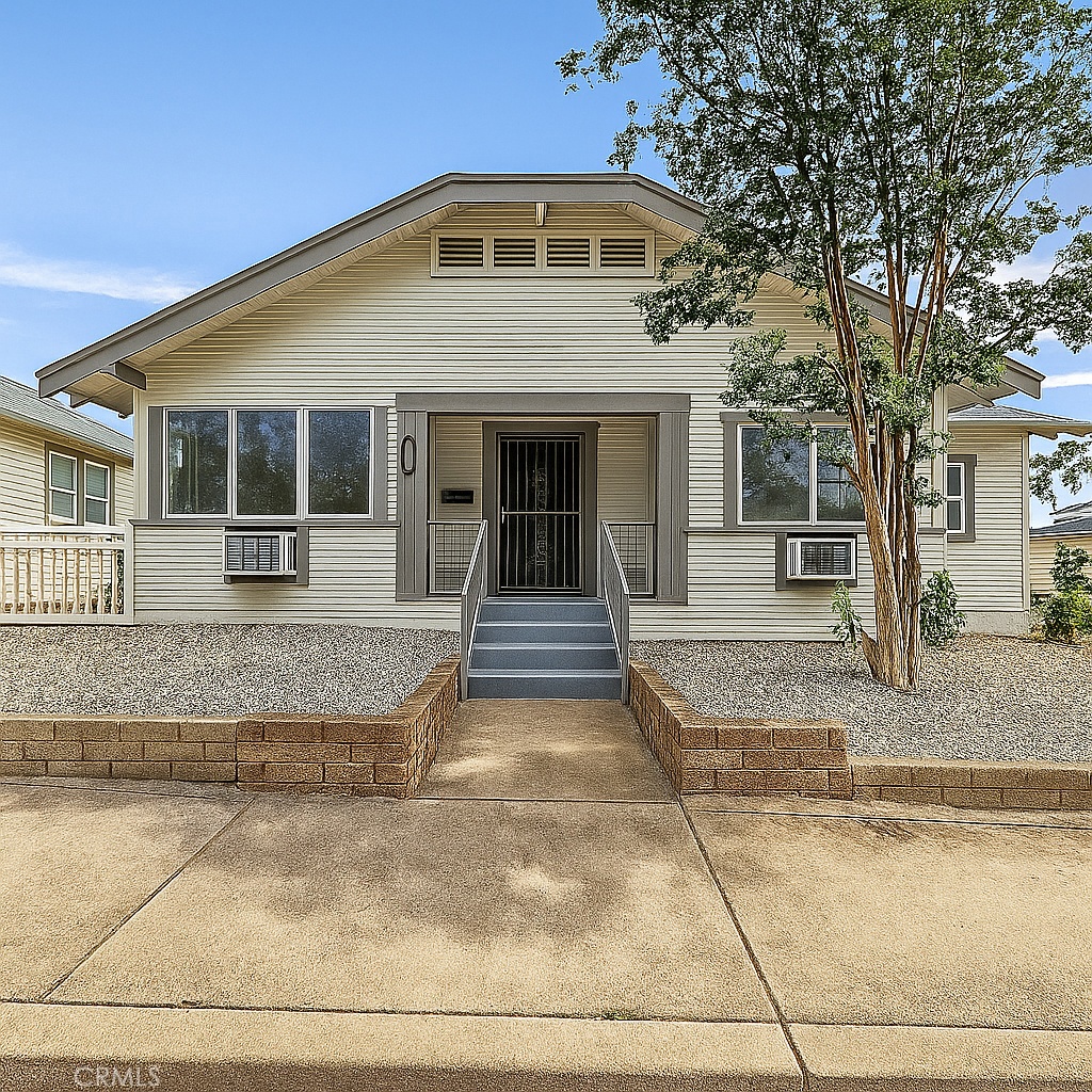 401 W Graham, Lake Elsinore, CA 92530 — photo 1
