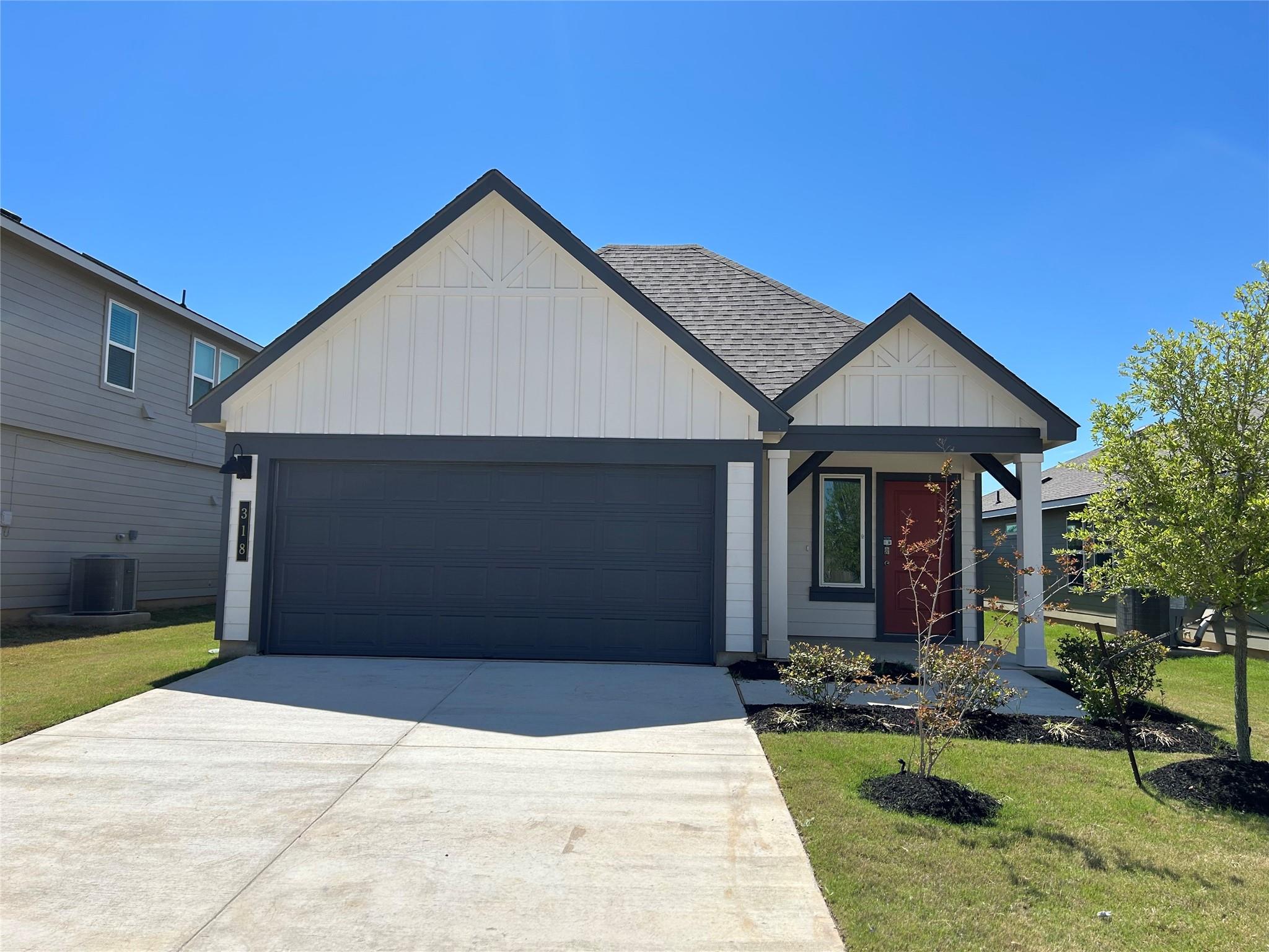 318 Randall, Rockdale, TX 76567 — photo 1