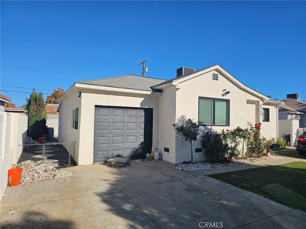 8118 Wakefield, Panorama City, CA 91402 — photo 1