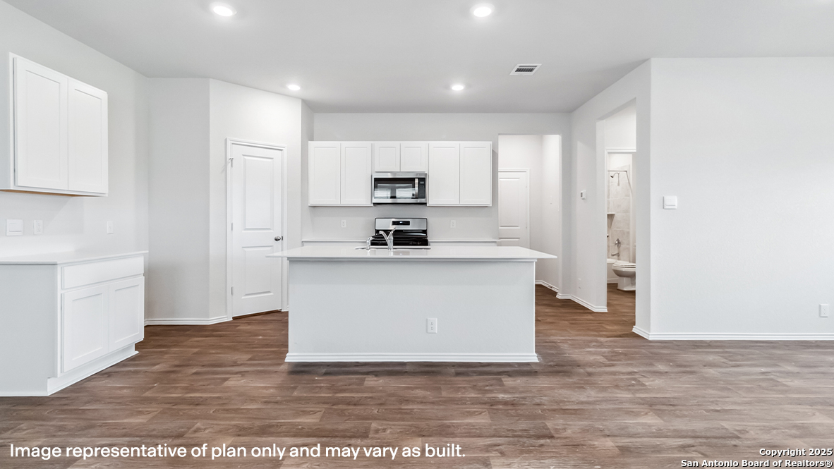 219 Scott Square, San Antonio, TX 78245 — photo 1