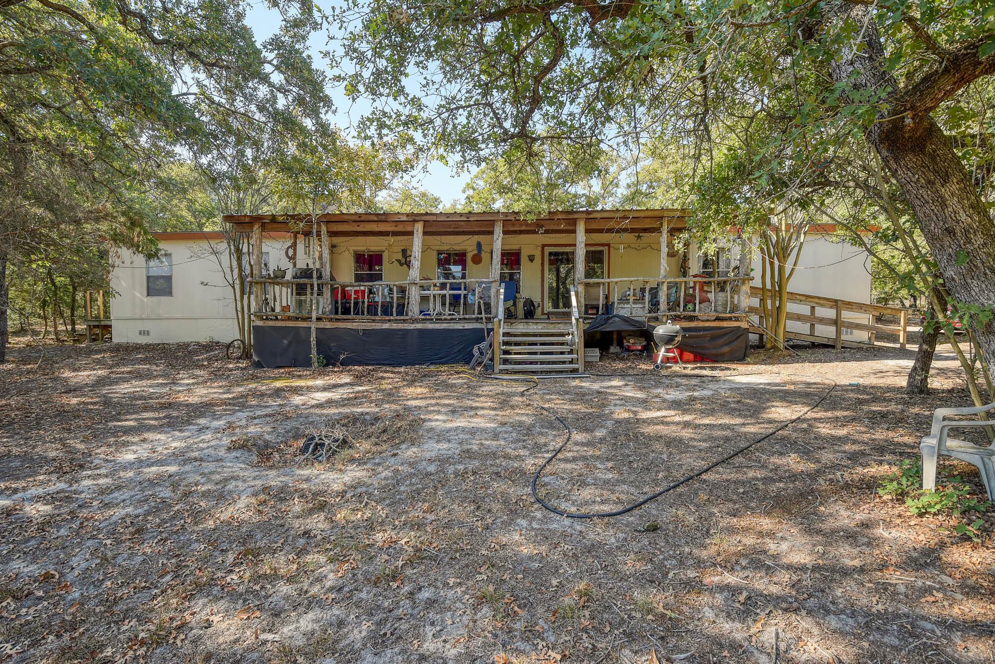 181 Lockwood, Red Rock, TX 78662 — photo 1