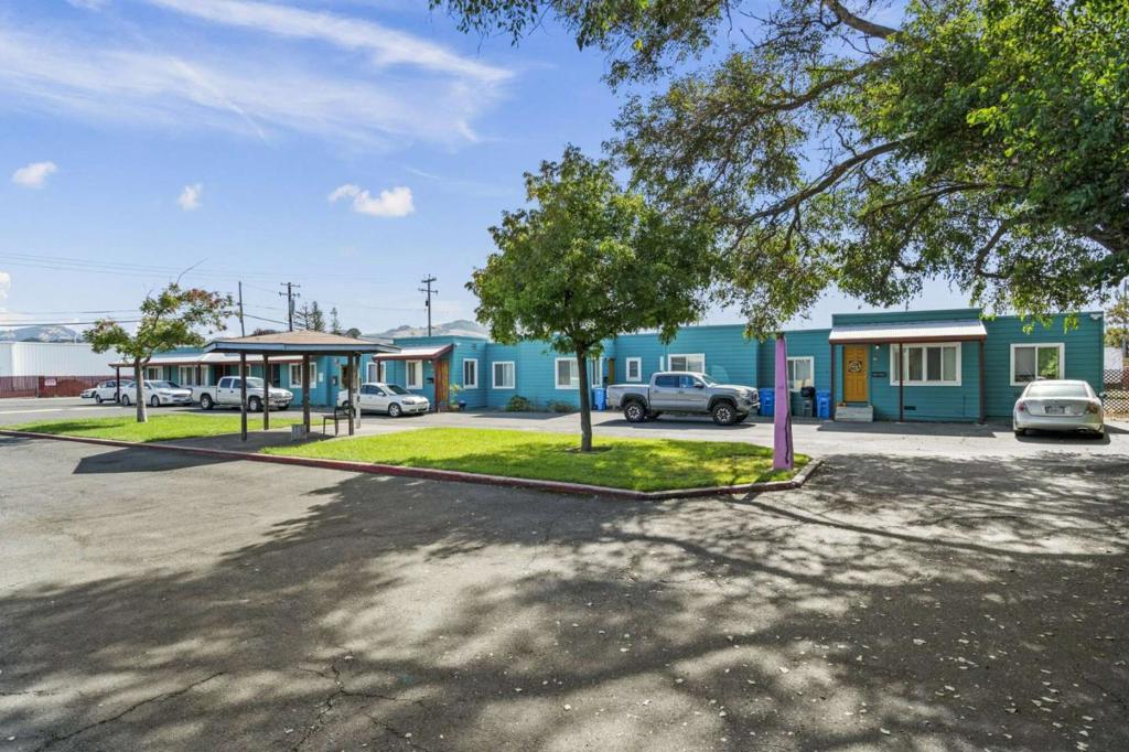 1015 S A Street, Santa Rosa, CA 95404 — photo 1