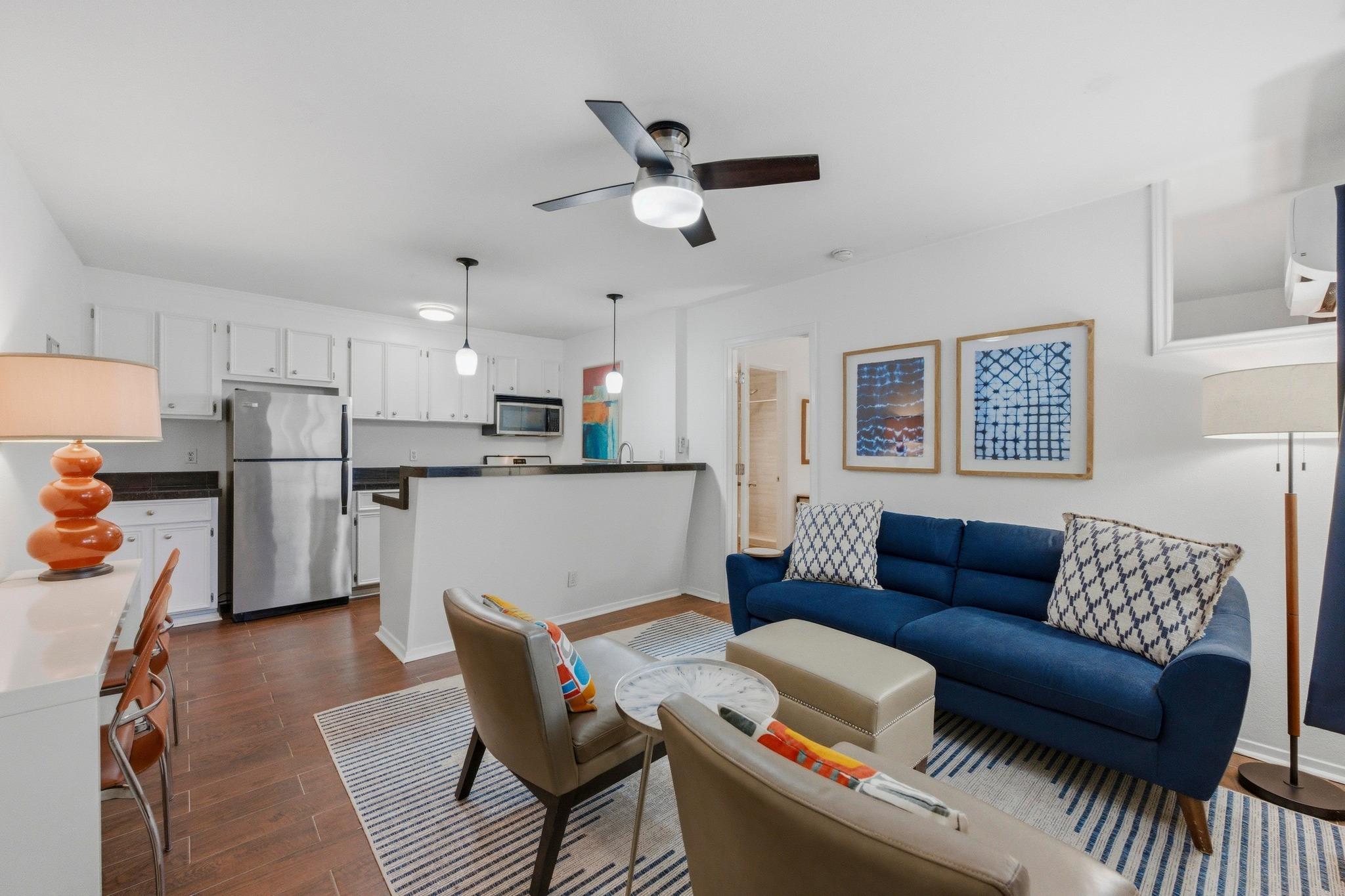 304 33rd, Austin, TX 78705 — photo 1
