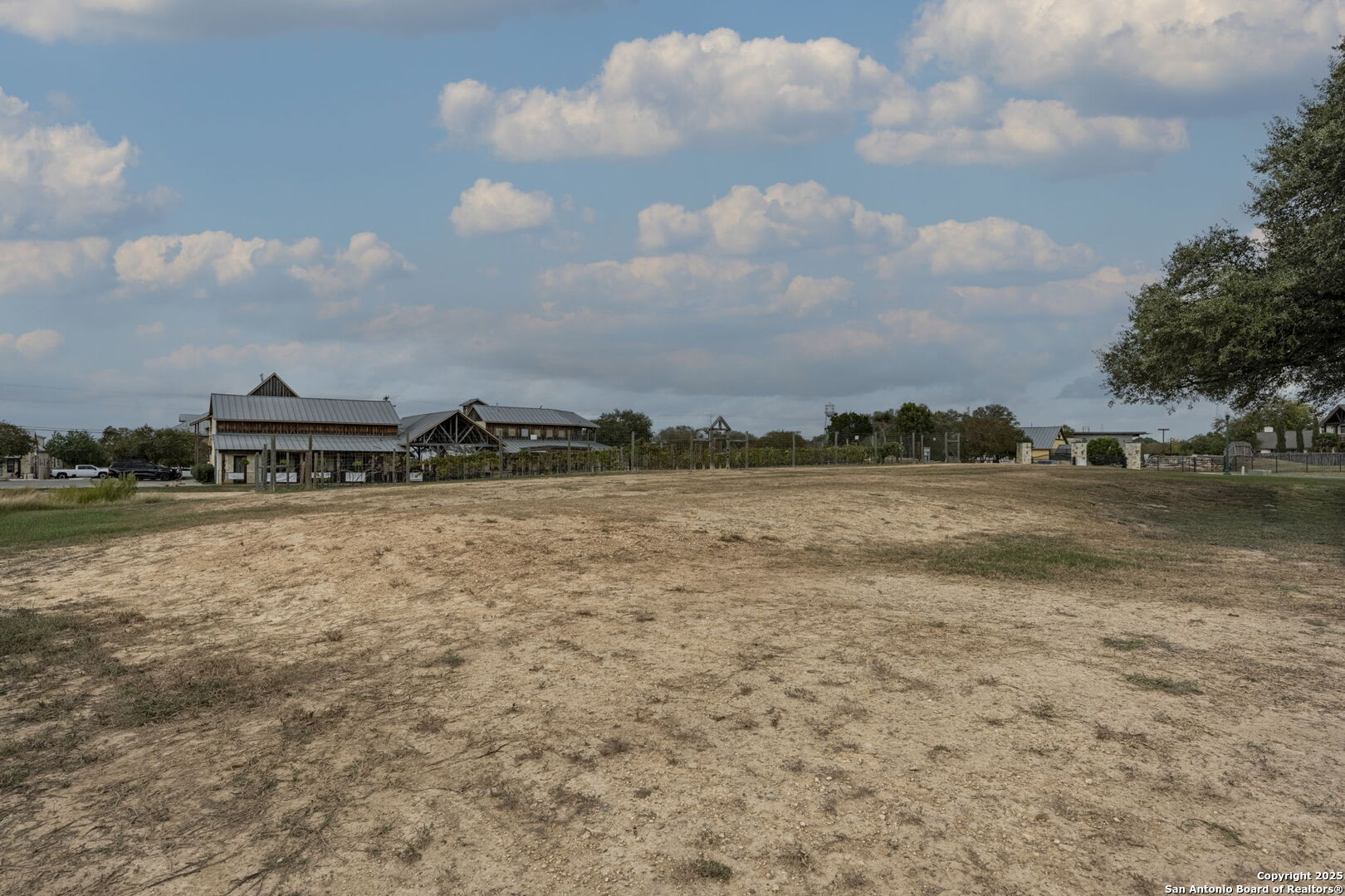 1614 Gruene Vineyard, New Braunfels, TX 78130 — photo 1