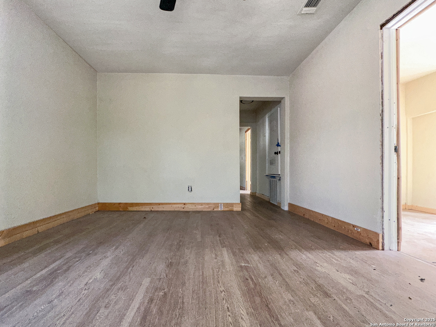 1225 Leal, , 78207 — photo 1