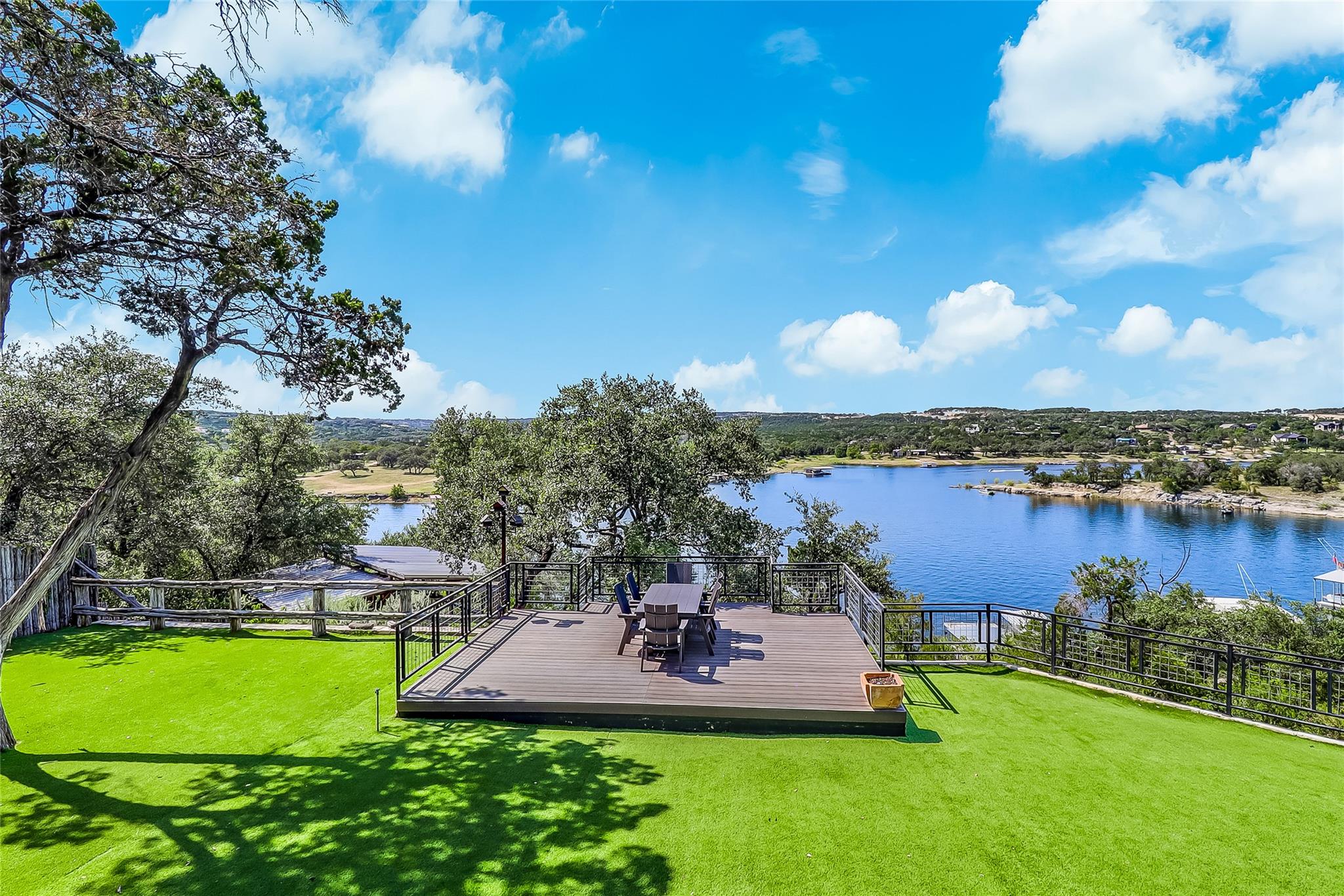 19745 Lakehurst, Spicewood, TX 78669 — photo 1