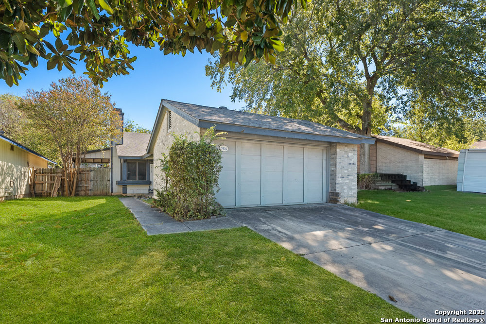 5936 Misty Glen, , 78247 — photo 1