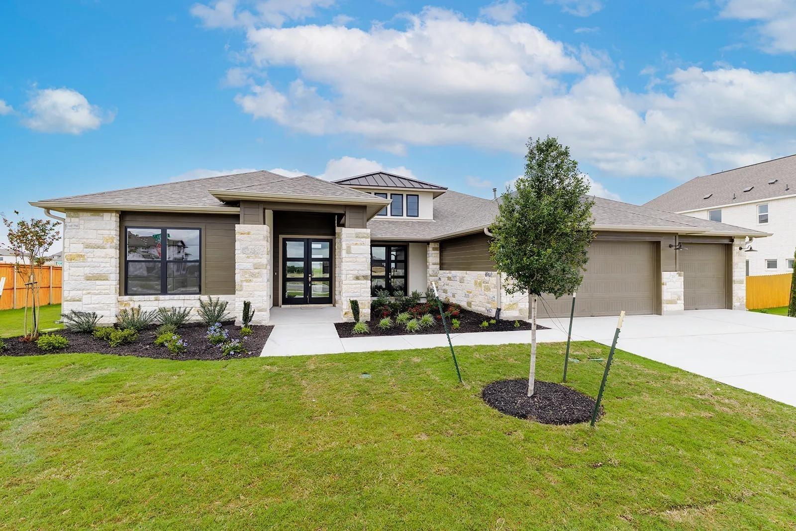 201 Clancy, Liberty Hill, TX 78642 — photo 1