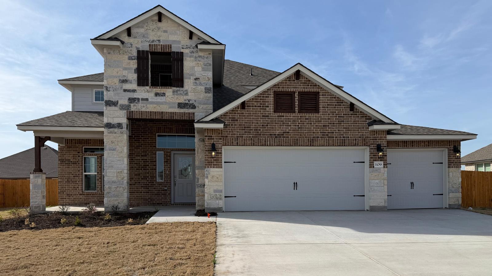 109 Megan, Thorndale, TX 76577 — photo 1