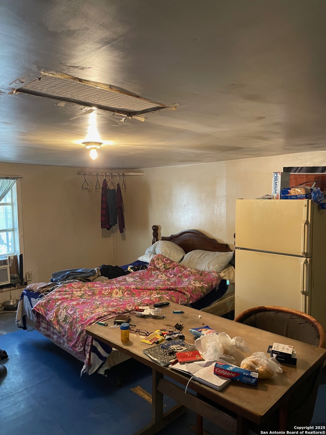 1002 Menchaca, , 78207 — photo 1