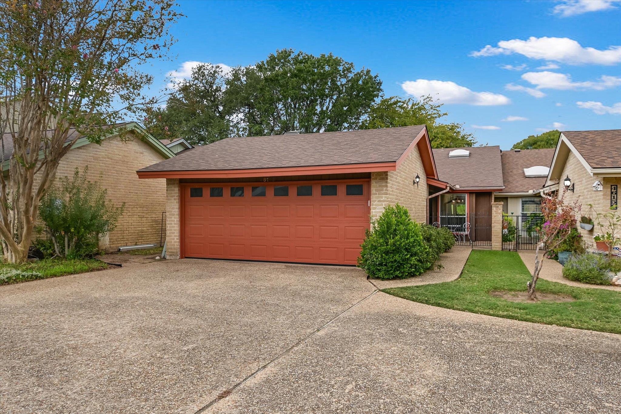 4615 Pinehurst, Austin, TX 78747 — photo 1