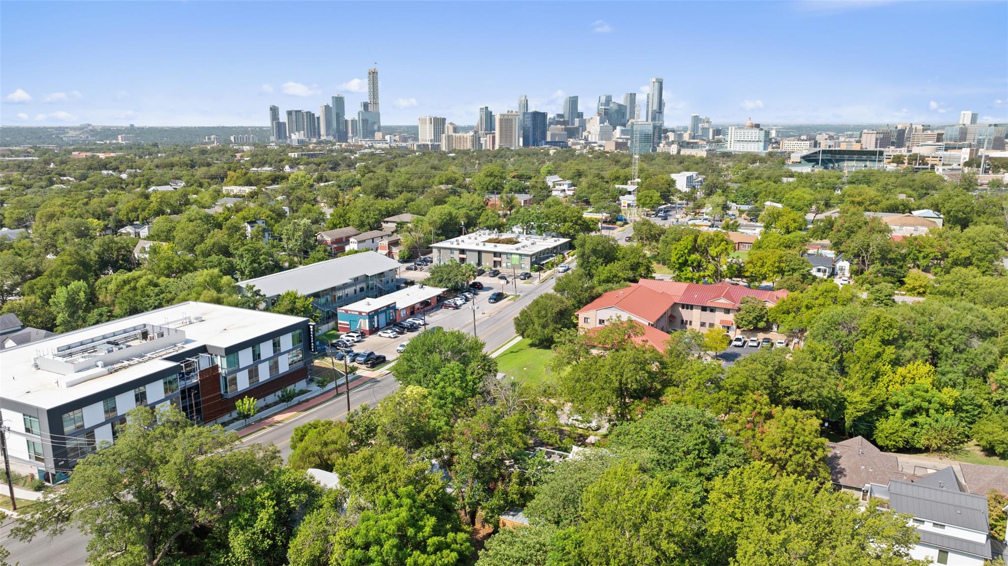 2104 Martin Luther King Jr, Austin, TX 78702 — photo 1