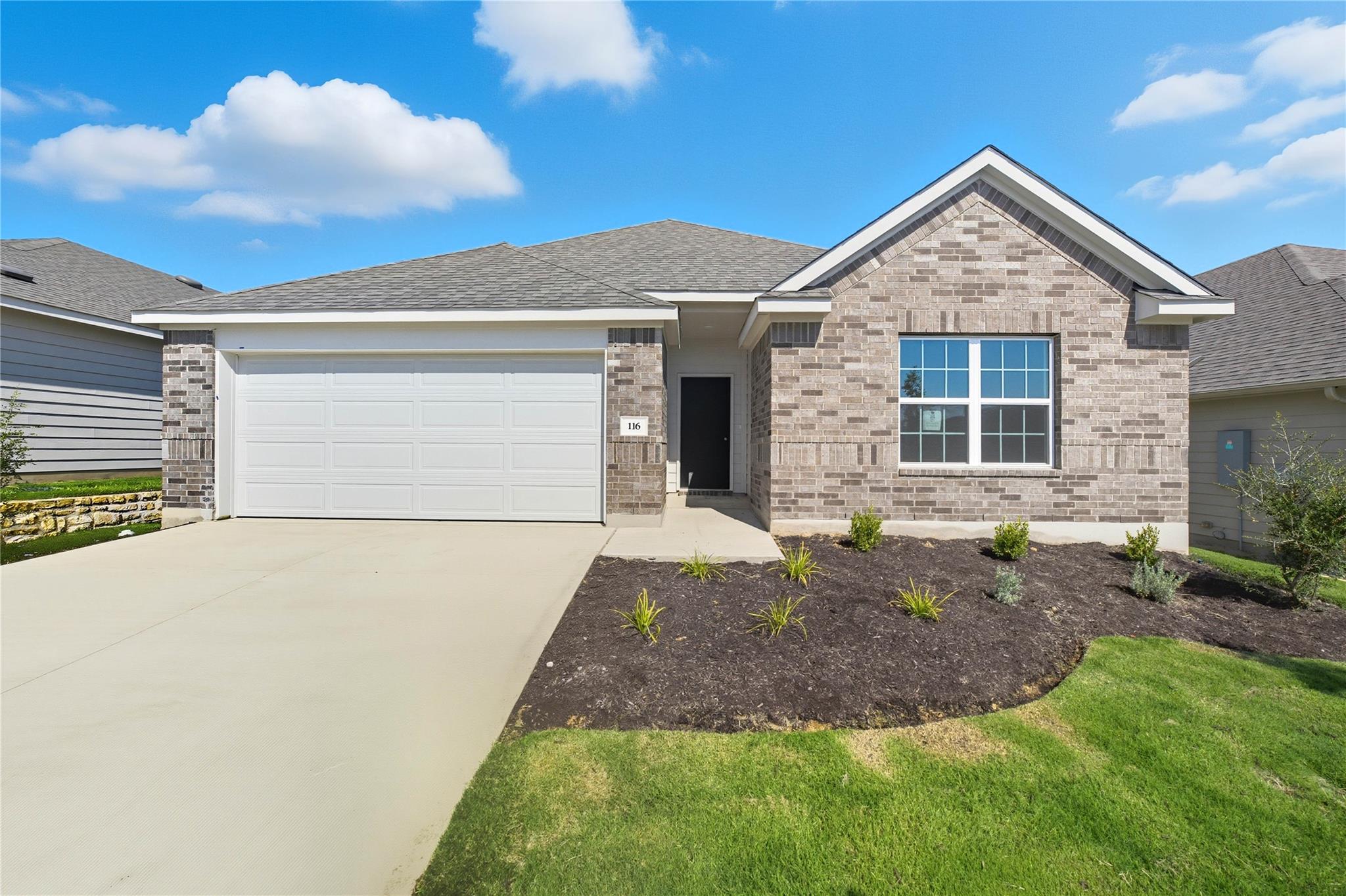116 Crow Valley, Jarrell, TX 76537 — photo 1