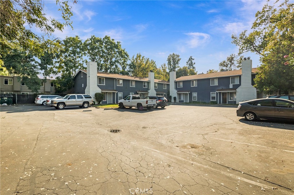 811 W 2nd, Chico, CA 95926 — photo 1