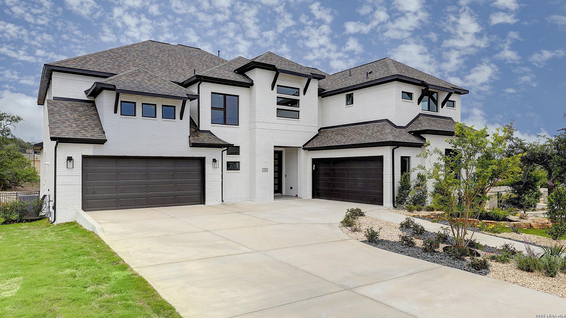 103 Cascada, , 78006 — photo 1