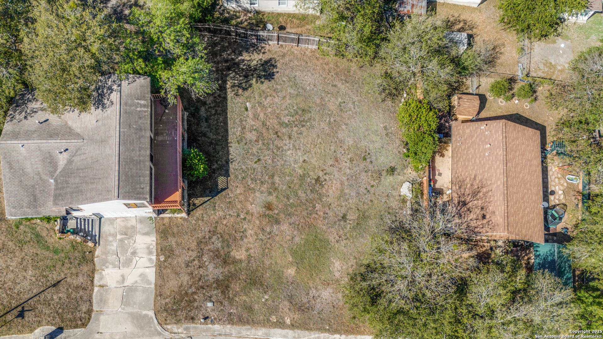 8907 Drowsey, , 78109 — photo 1
