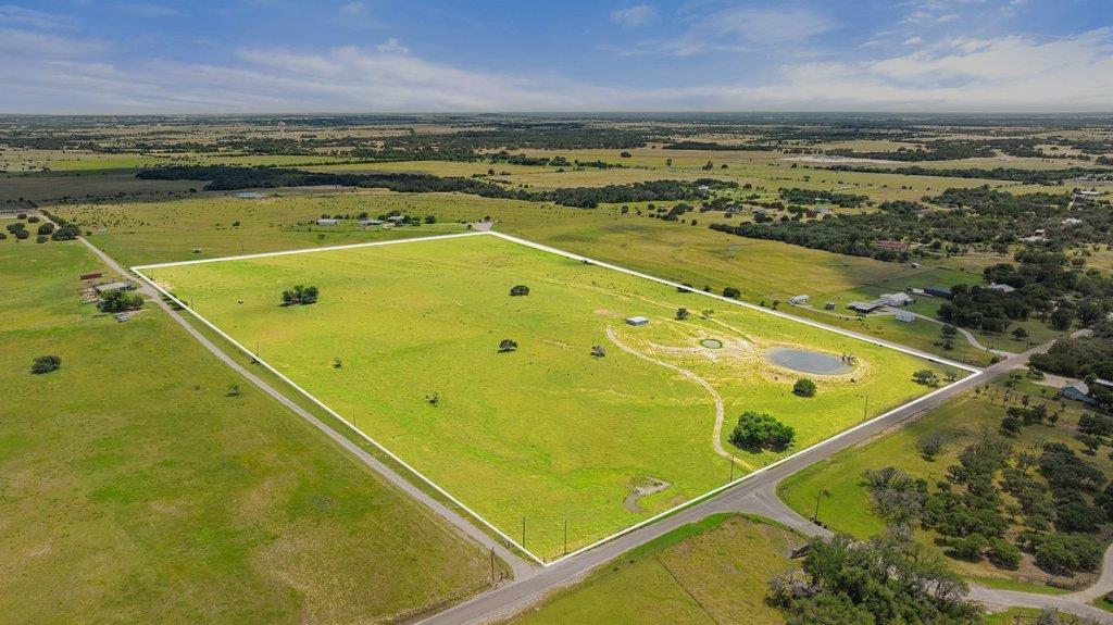 2501 County Road 224, Florence, TX 76527 — photo 1