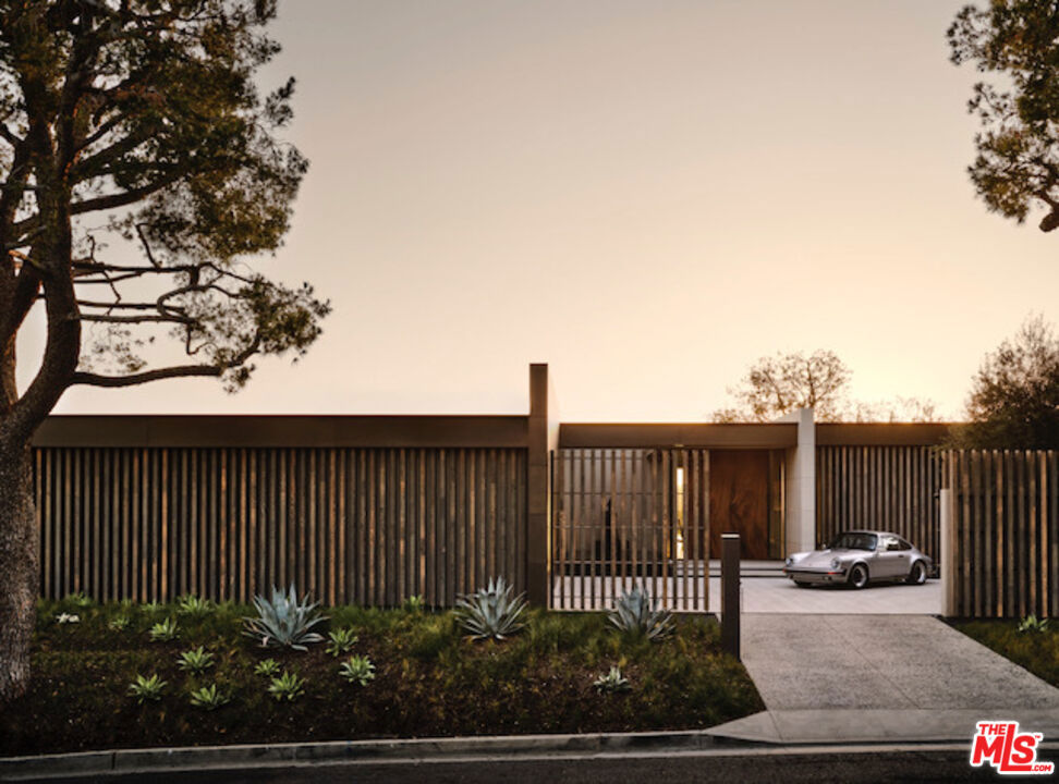 1655 Carla, Beverly Hills, CA 90210 — photo 1