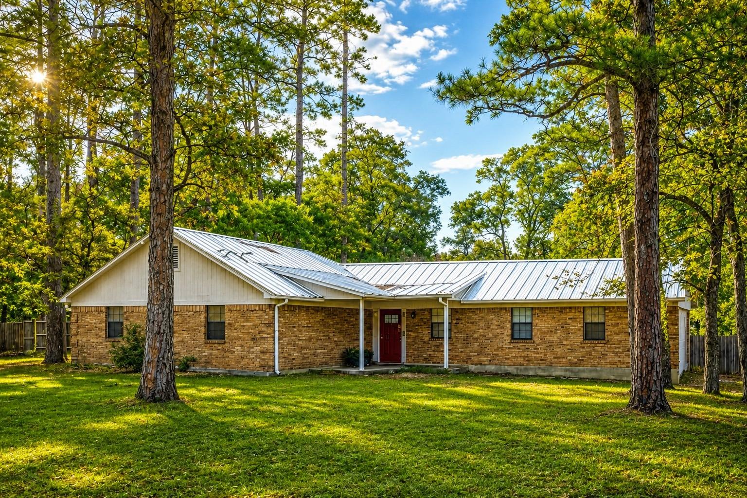 326 Pine View, Bastrop, TX 78602 — photo 1