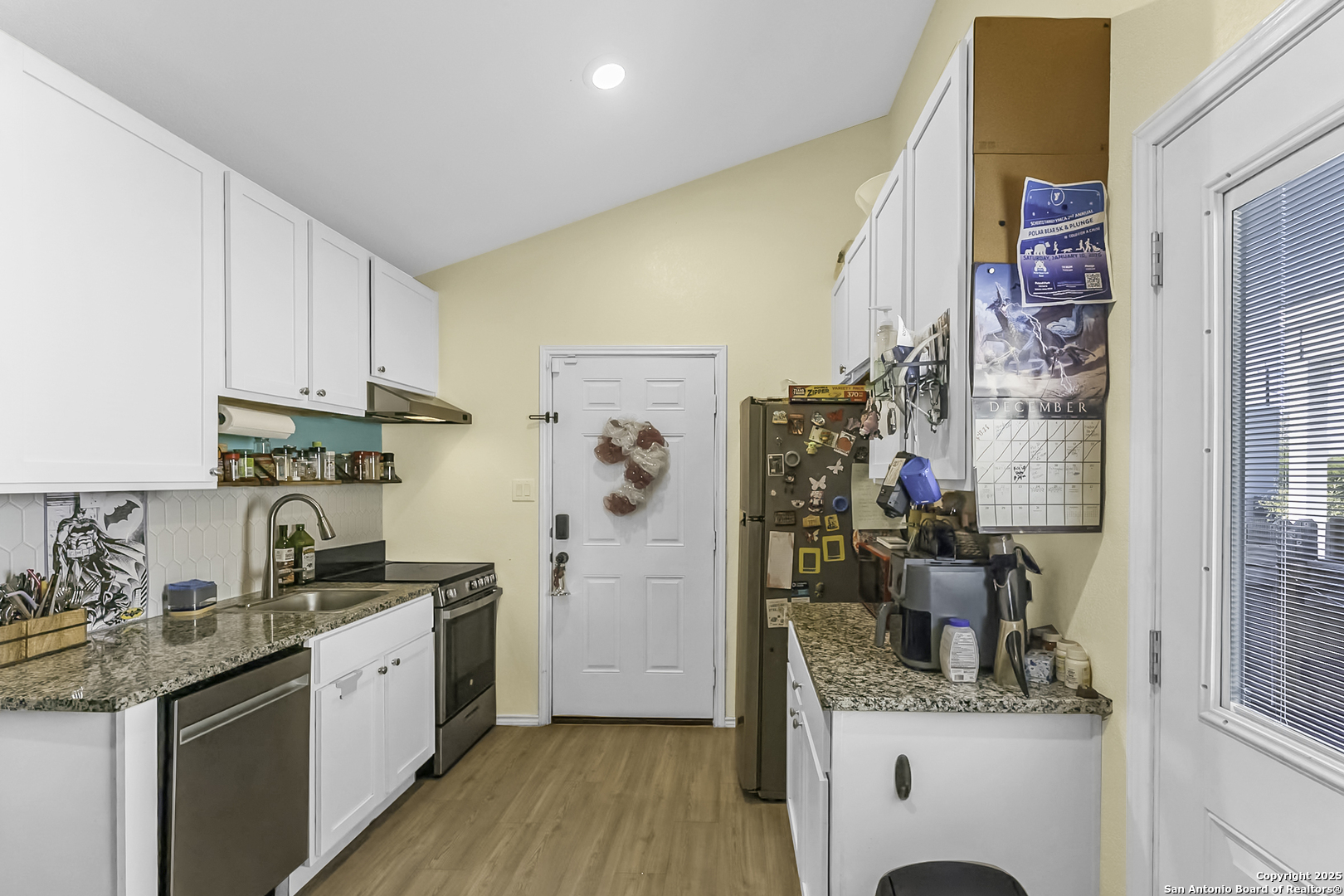 7184 elm, , 78244 — photo 1