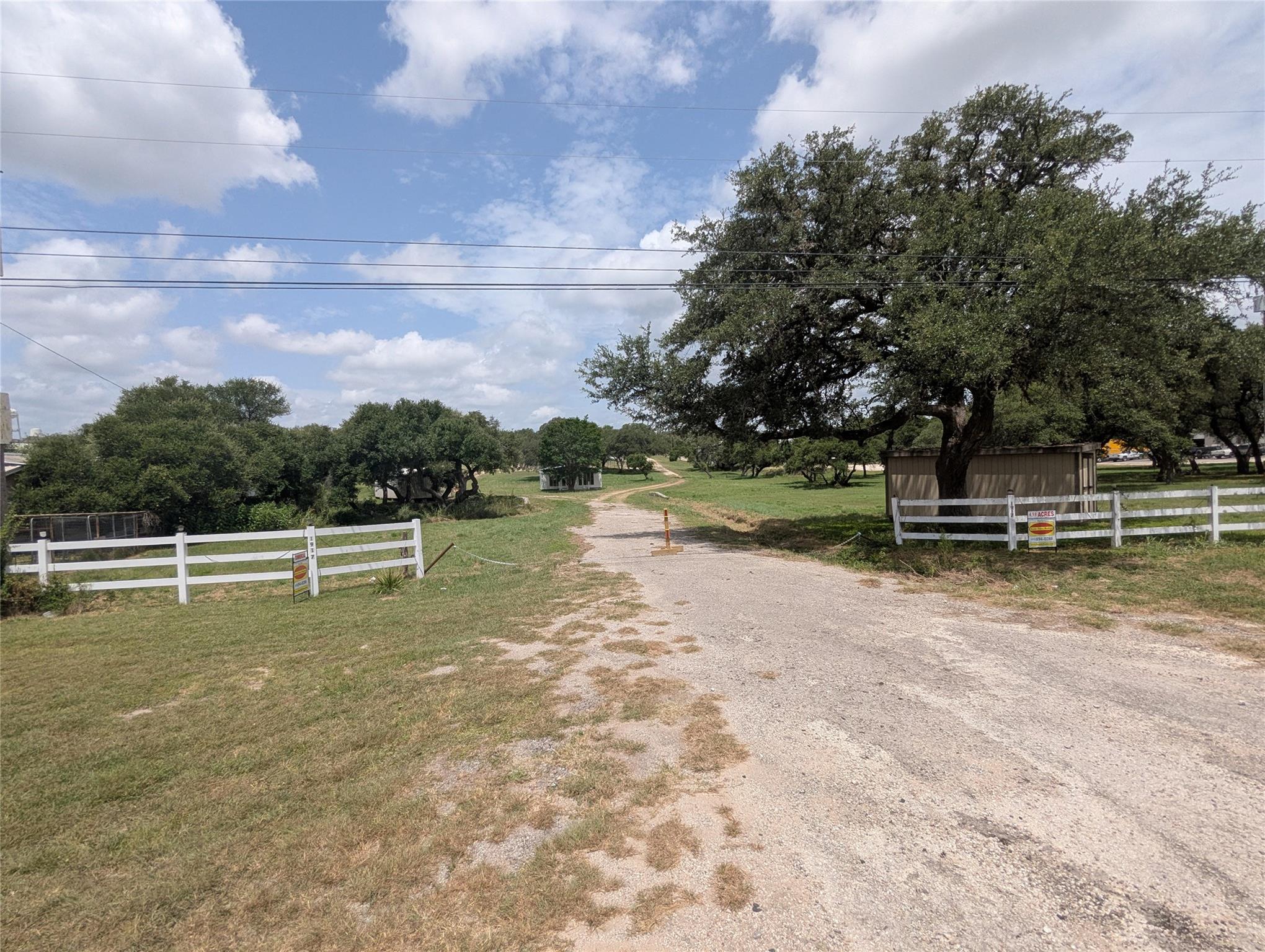 1917  N US Hwy 281 None