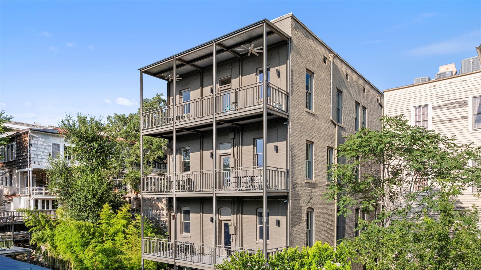 702 San Antonio, Austin, TX 78701 — photo 1