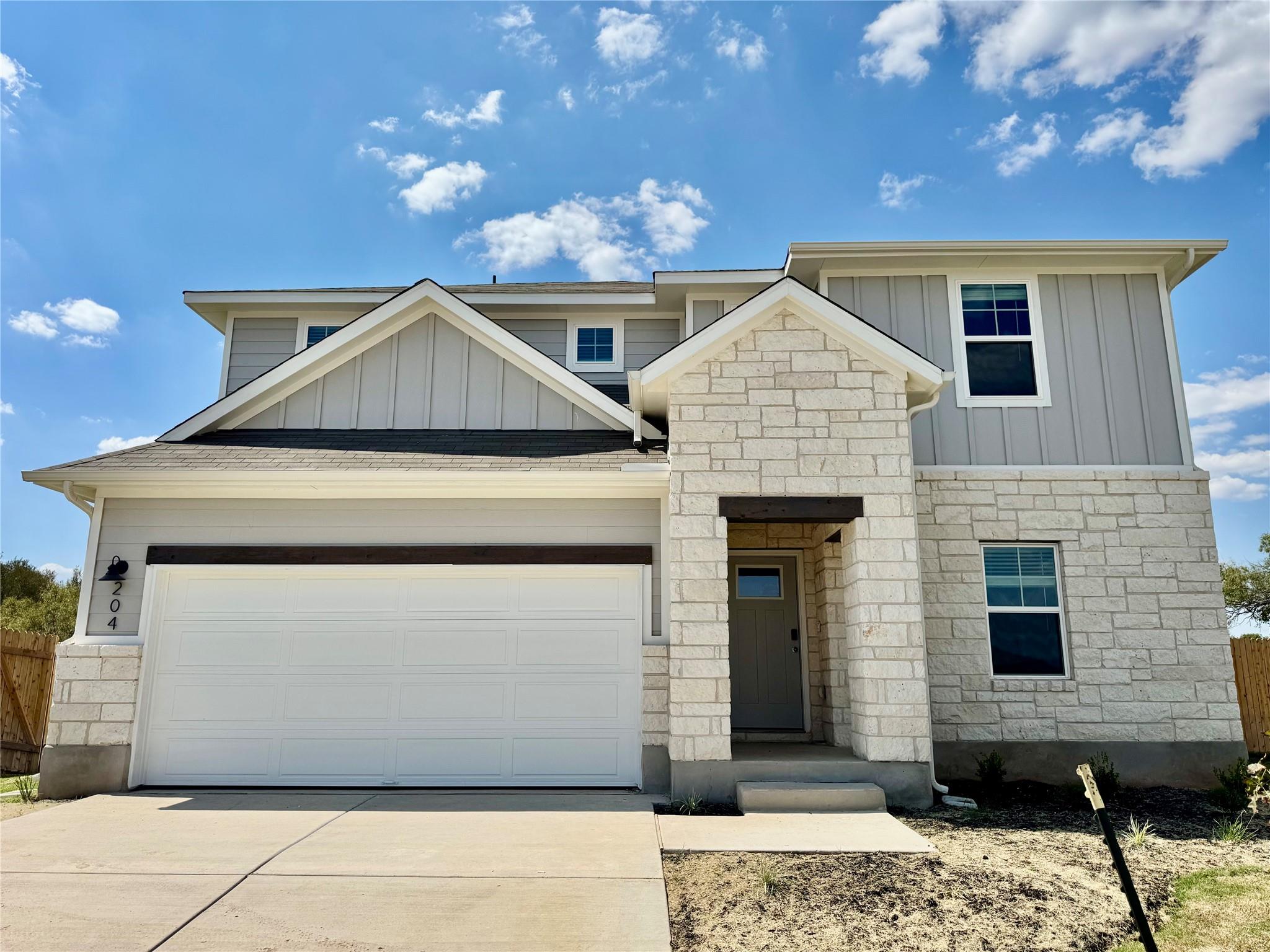 204 Coopers Hawk Crest, Cedar Creek, TX 78612 — photo 1