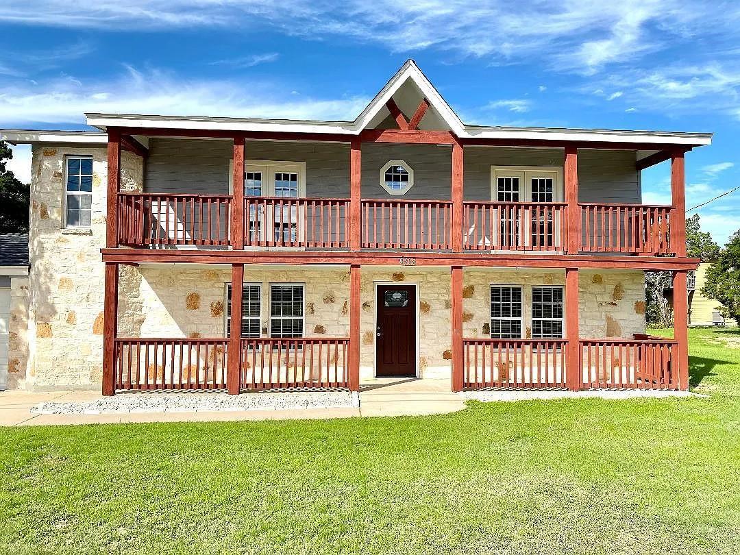 8508 Grandview, Jonestown, TX 78645 — photo 1