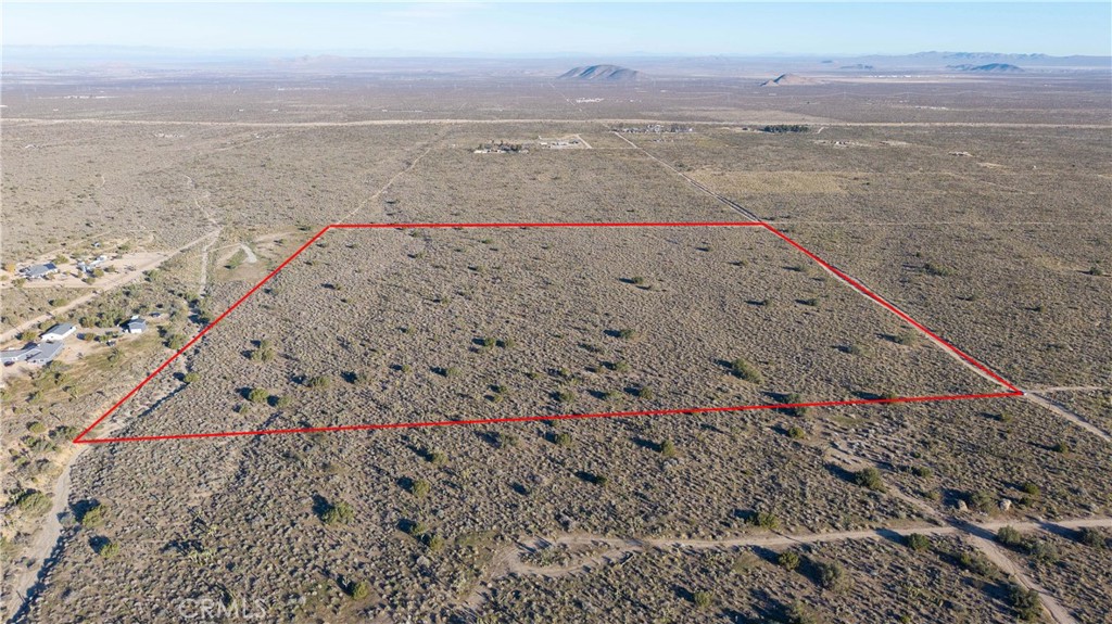 223 Avenue X, Llano, CA 93544 — photo 1