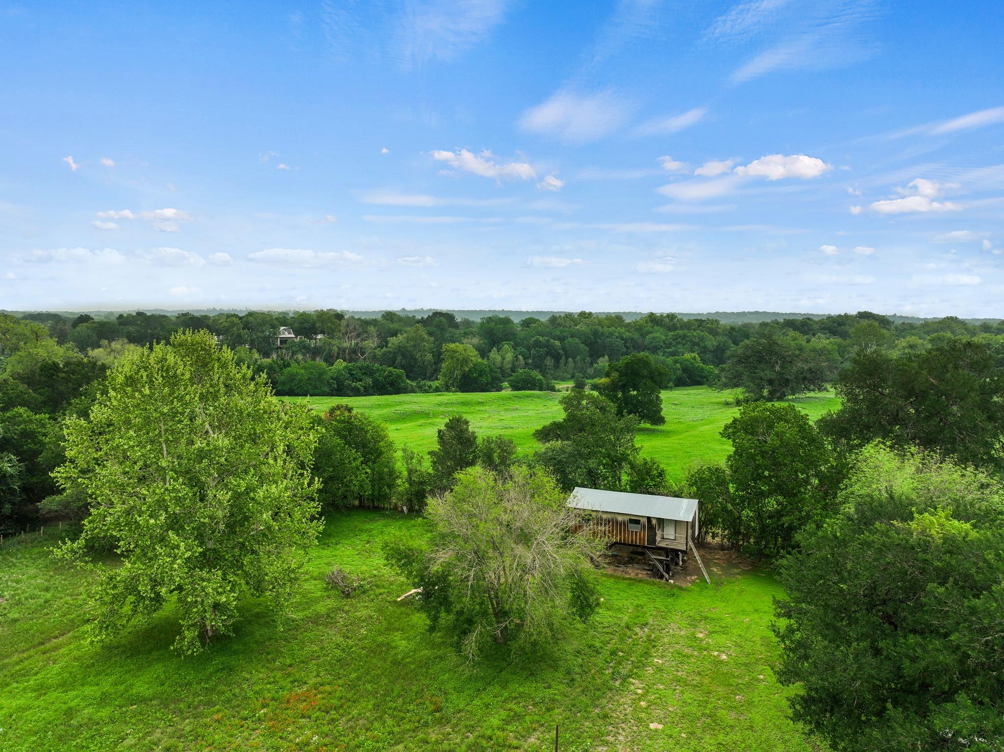 429 Hidden Shores, Smithville, TX 78957 — photo 1