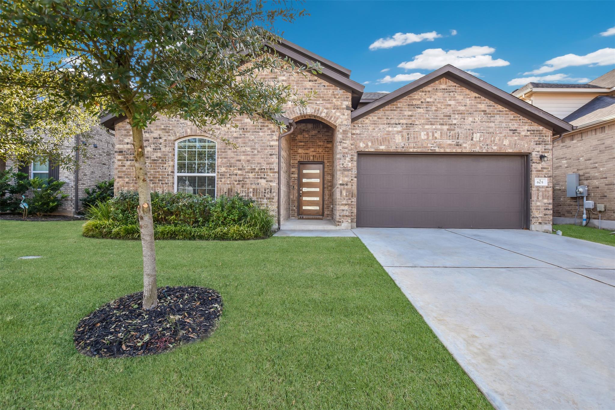 605 Oleander, Buda, TX 78610 — photo 1