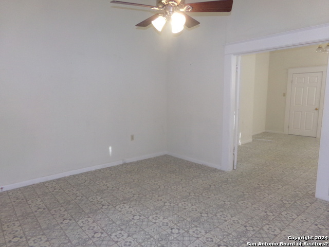 418 Warren, ,  78212 — photo 1