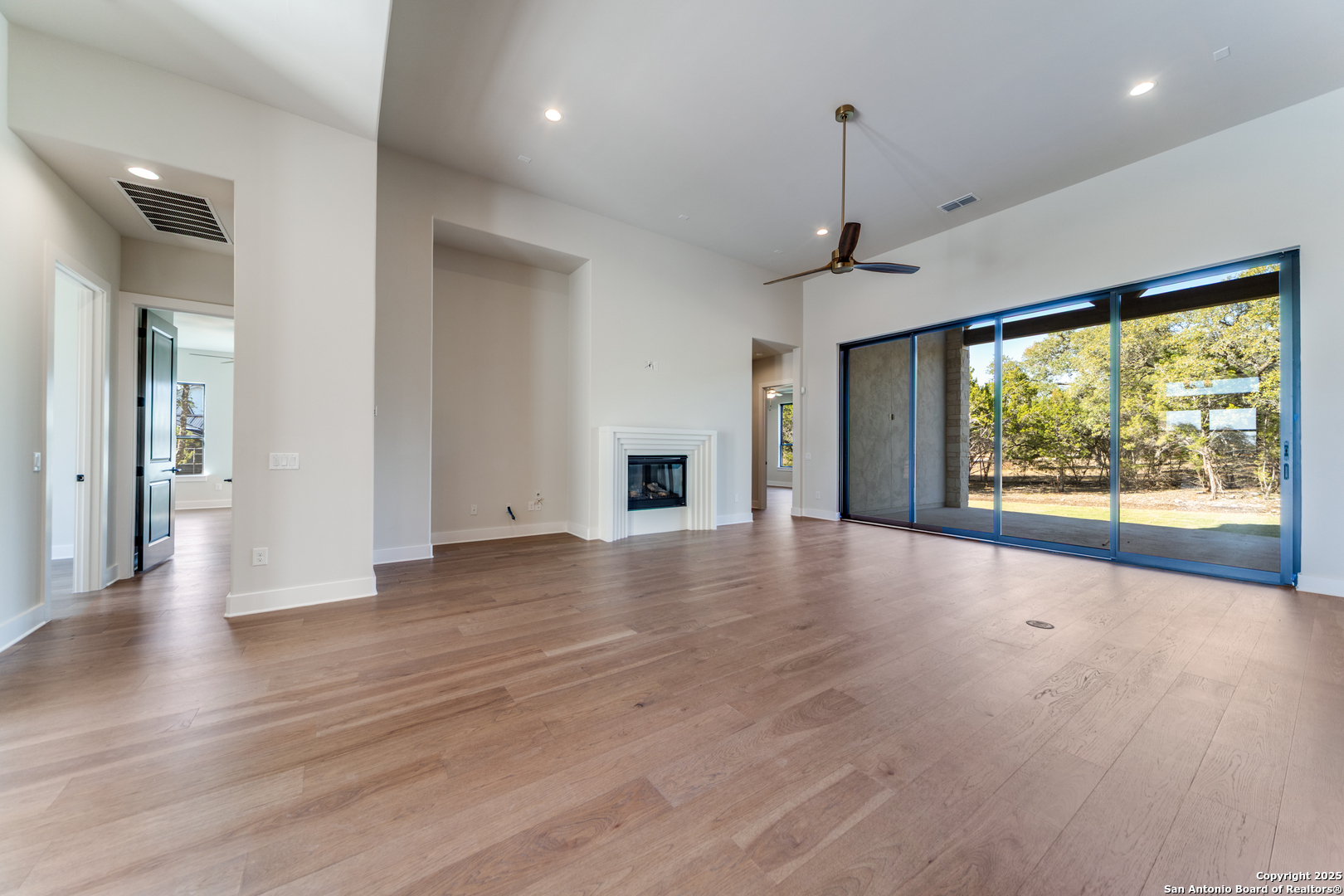193 Ranch Heights, , 78015 — photo 1