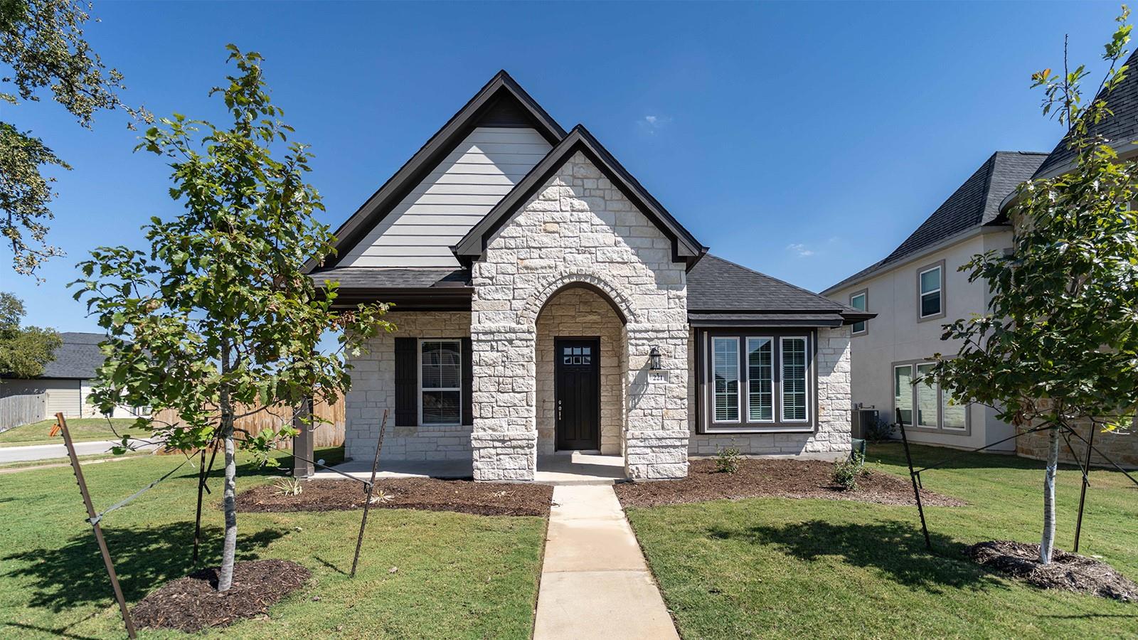 221 Cabiness, Salado, TX 76571 — photo 1