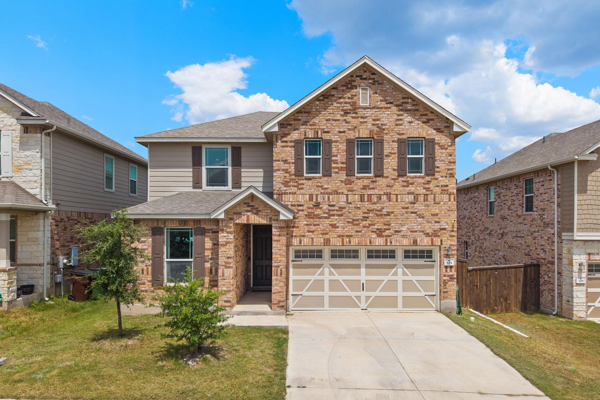 325 Fort William, Hutto, TX 78634 — photo 1