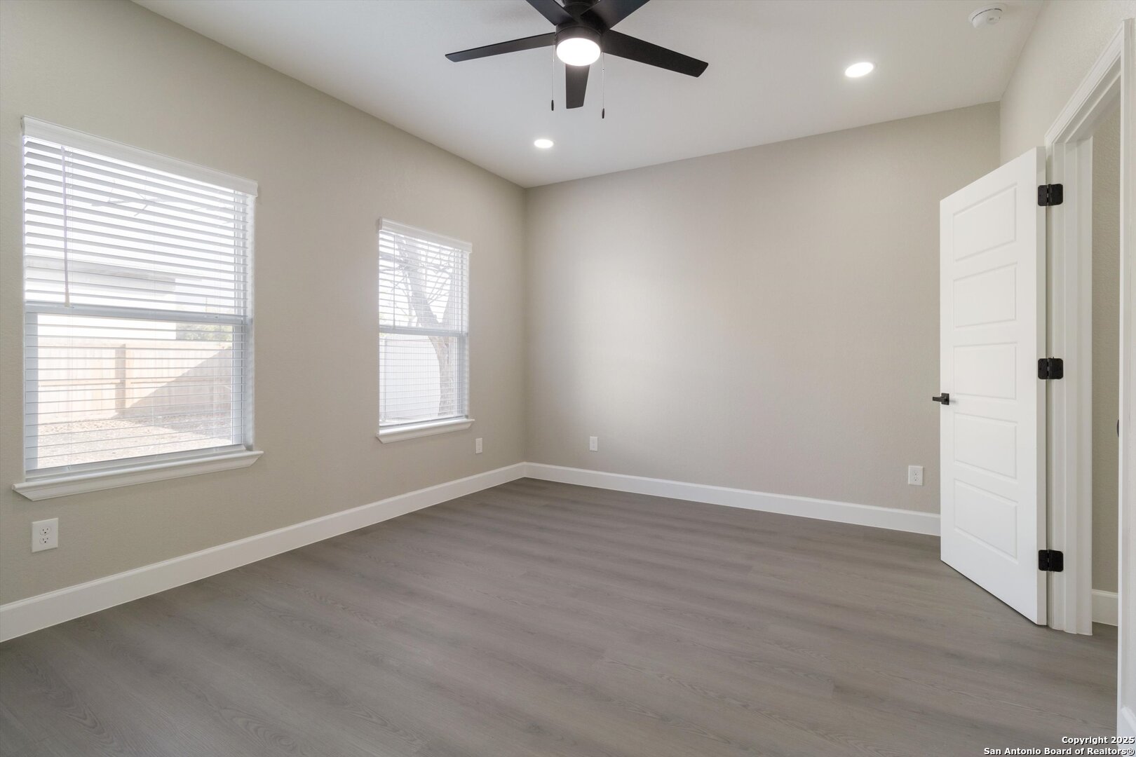 153 Stribling, , 78204 — photo 1