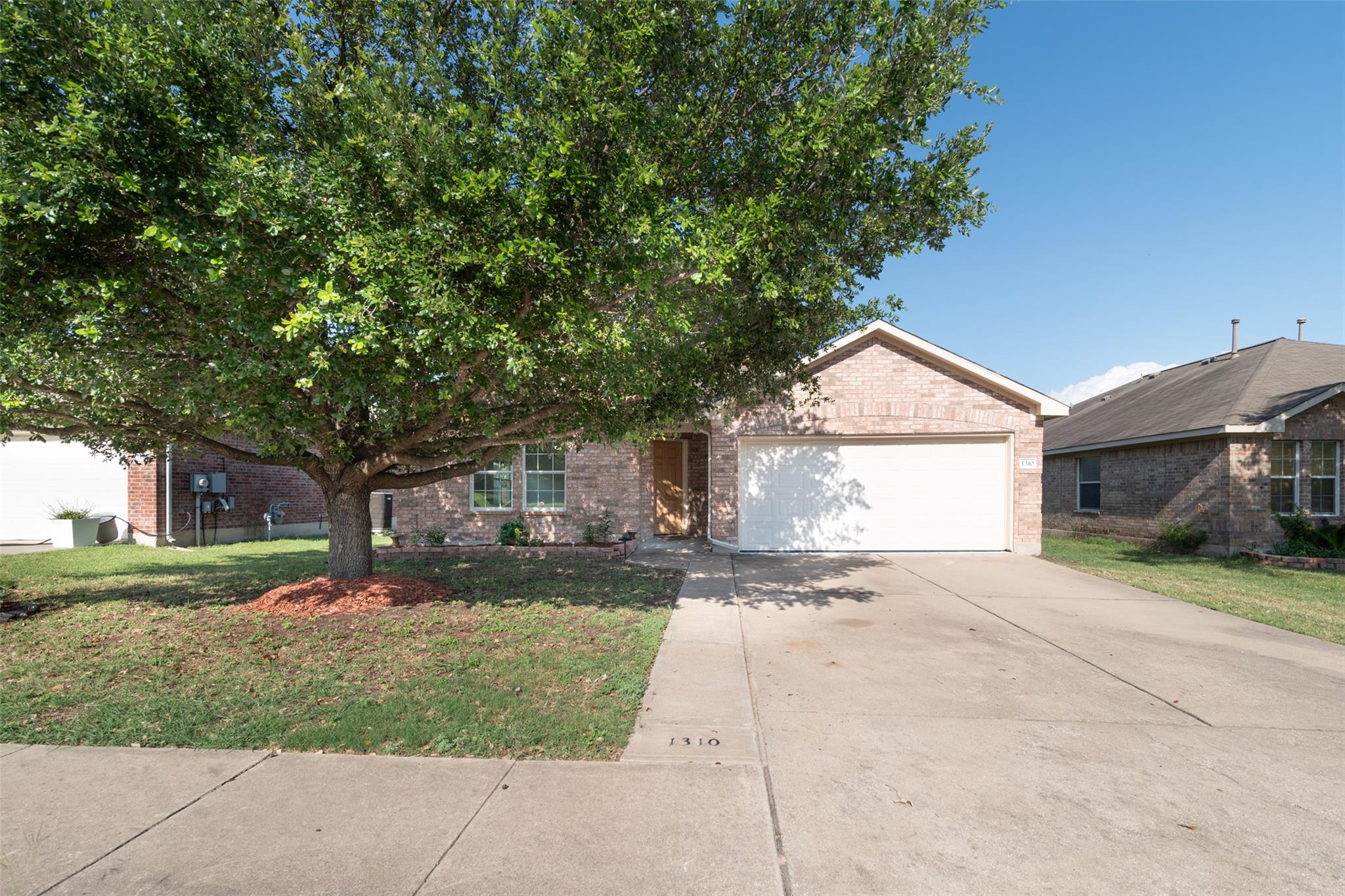 1310 Rainbow Parke, Round Rock, TX 78665 — photo 1