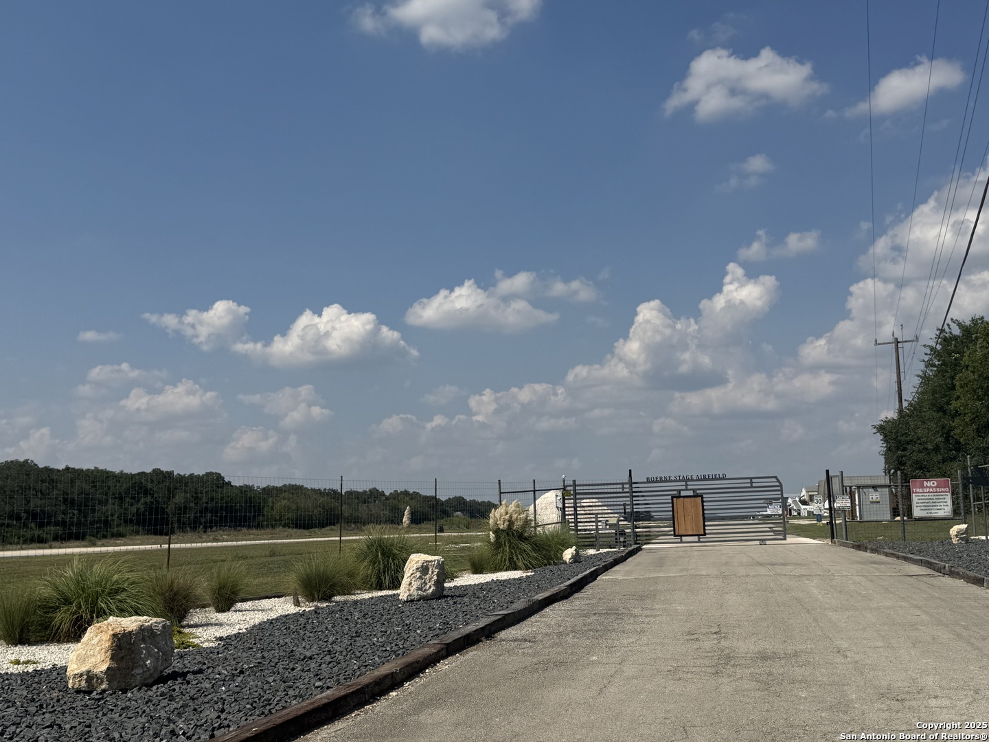 100 Boerne Stage Airfield, , 78006 — photo 1