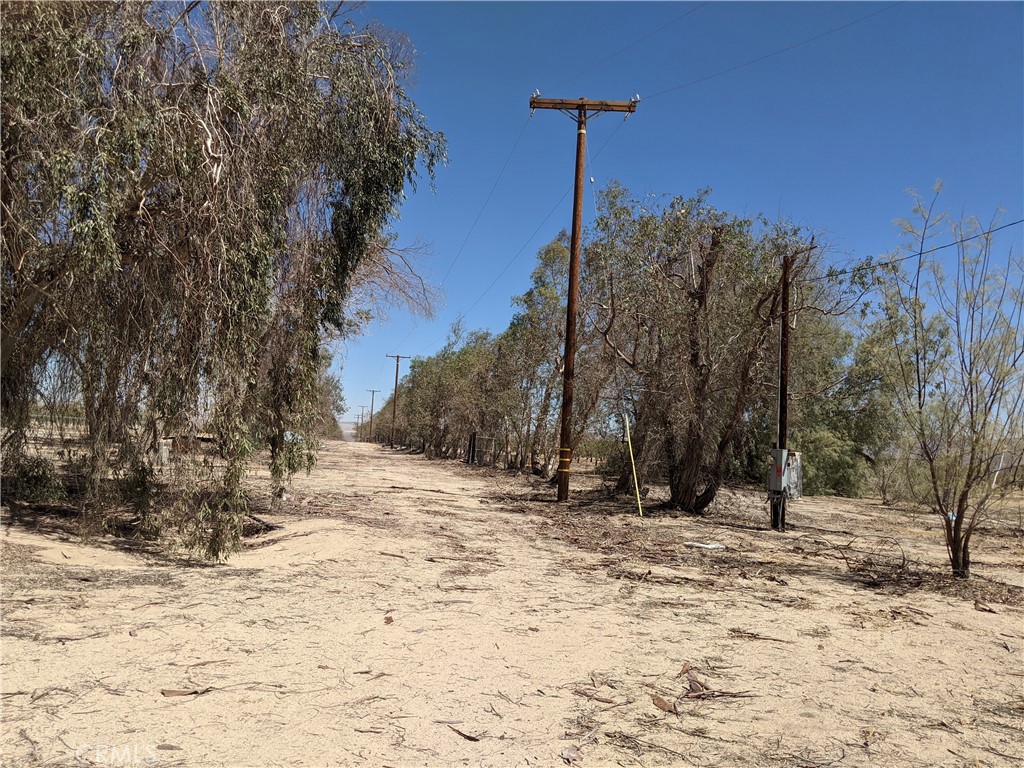 42797 Navajo, Newberry Springs, CA 92365 — photo 1