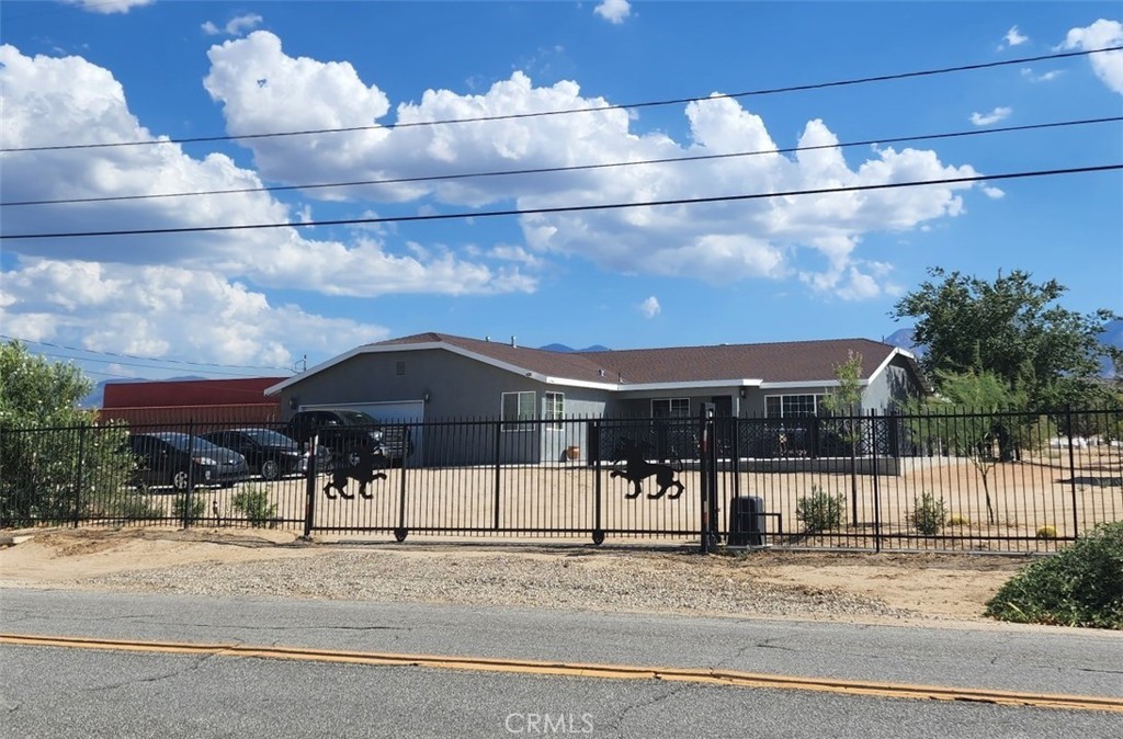 13330 E Avenue W, Pearblossom, CA 93553 — photo 1