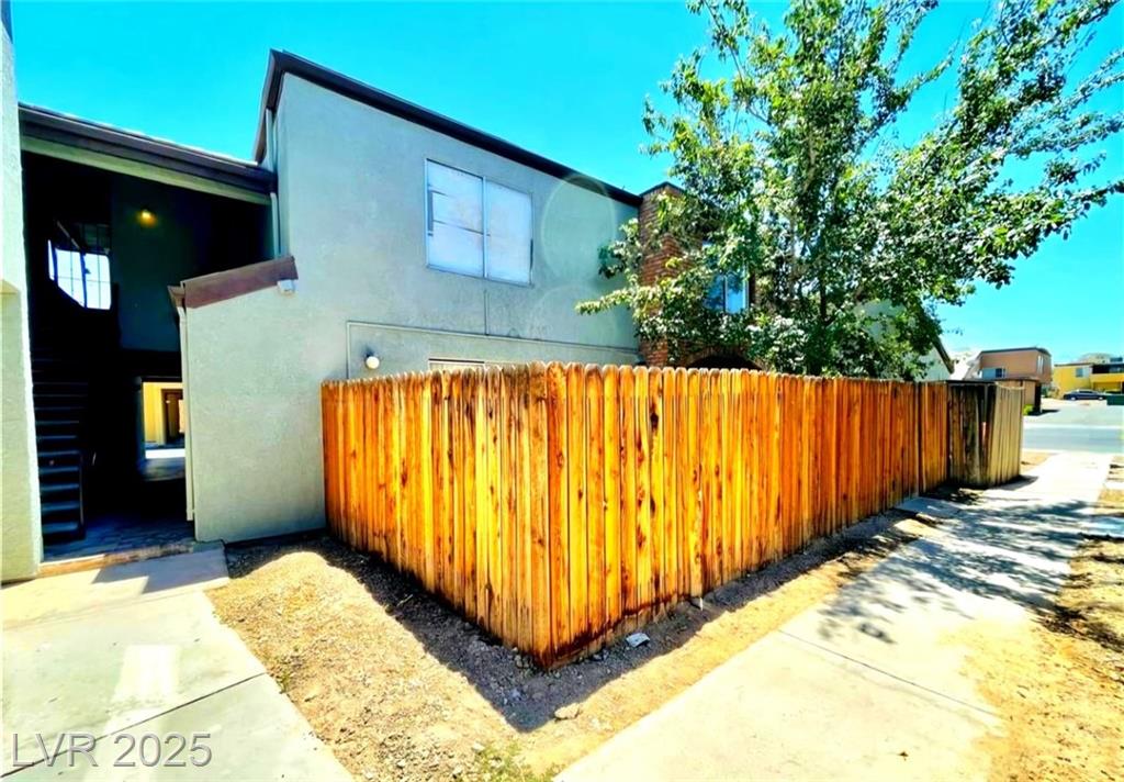 1460  Hialeah Drive, Las Vegas, NV 89119 — photo 1
