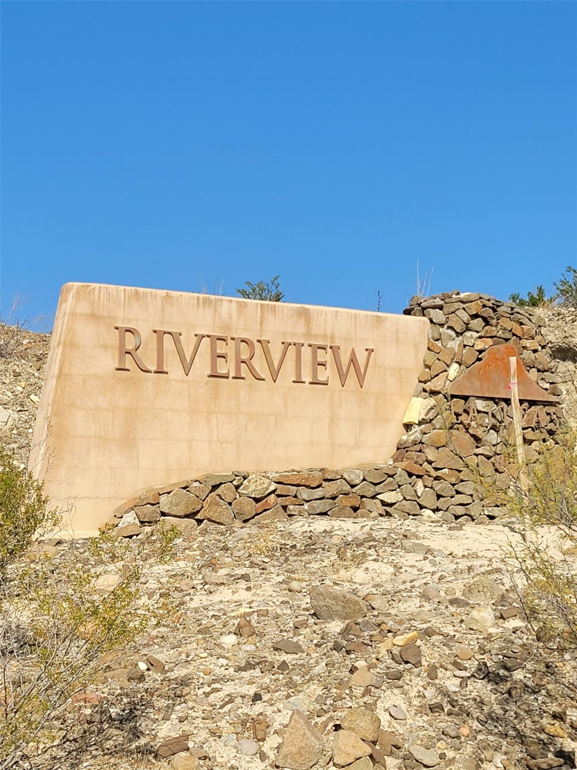 Lot 1  Riverview Dr