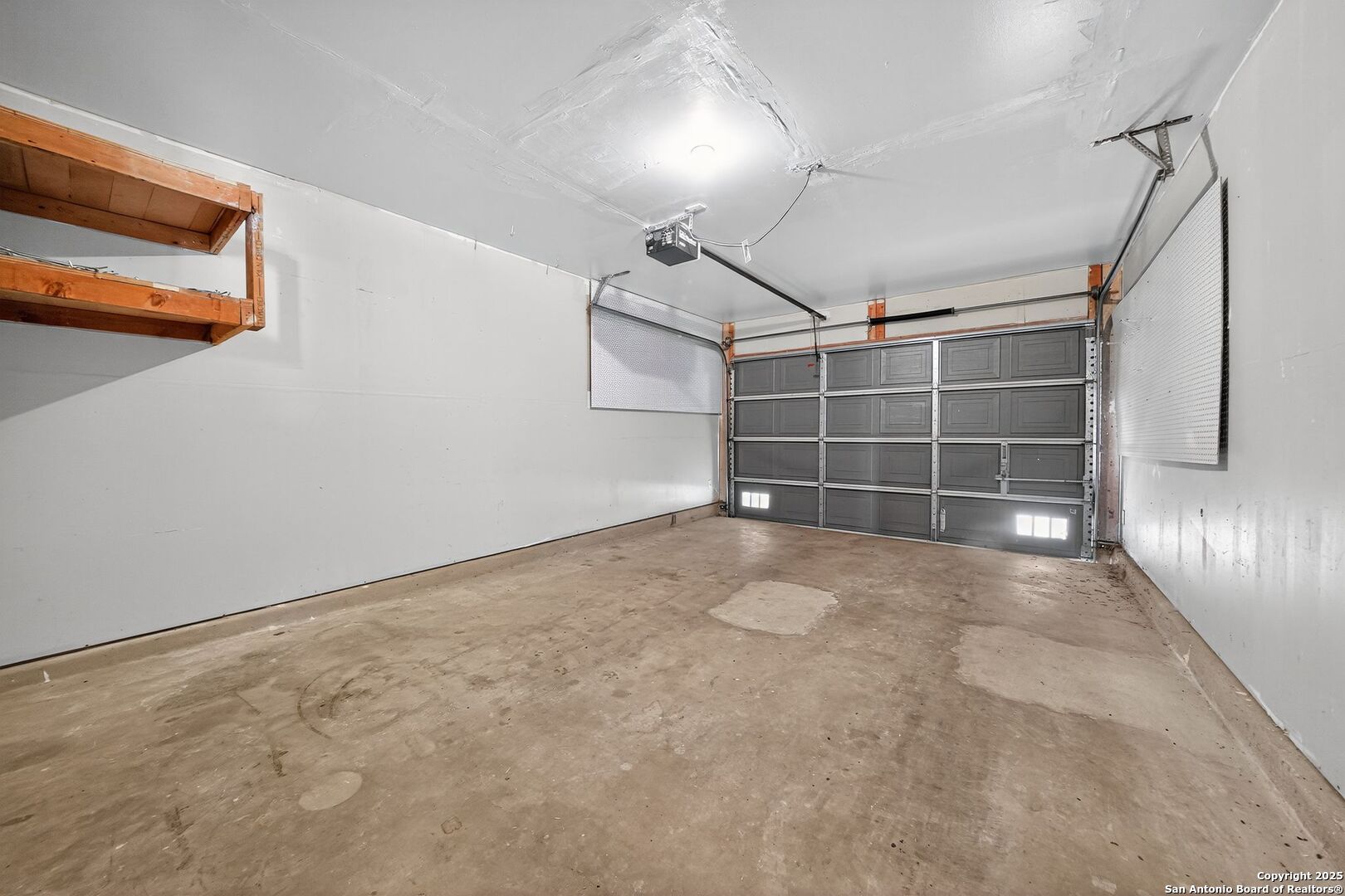 8859 Kestrel Oak, , 78109 — photo 1